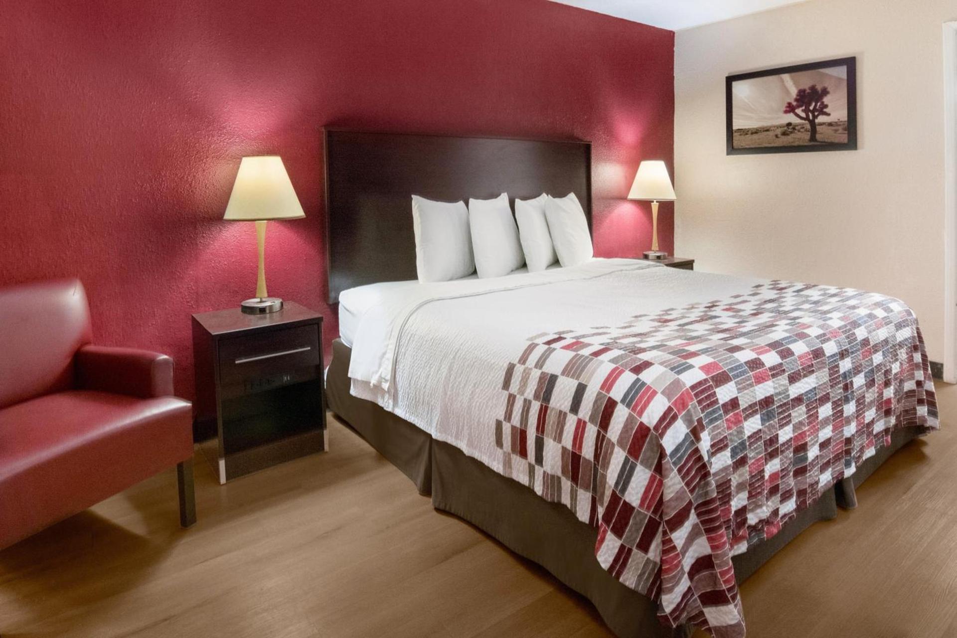 Sonesta Essential Ames photo 11