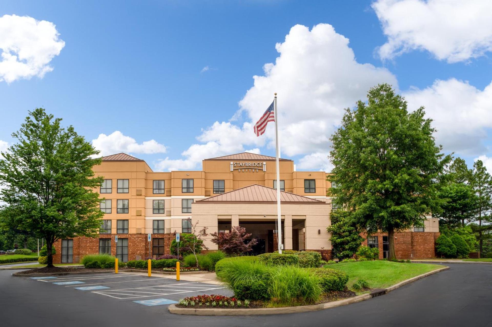 Staybridge Suites Memphis-Poplar Ave East by IHG photo 2