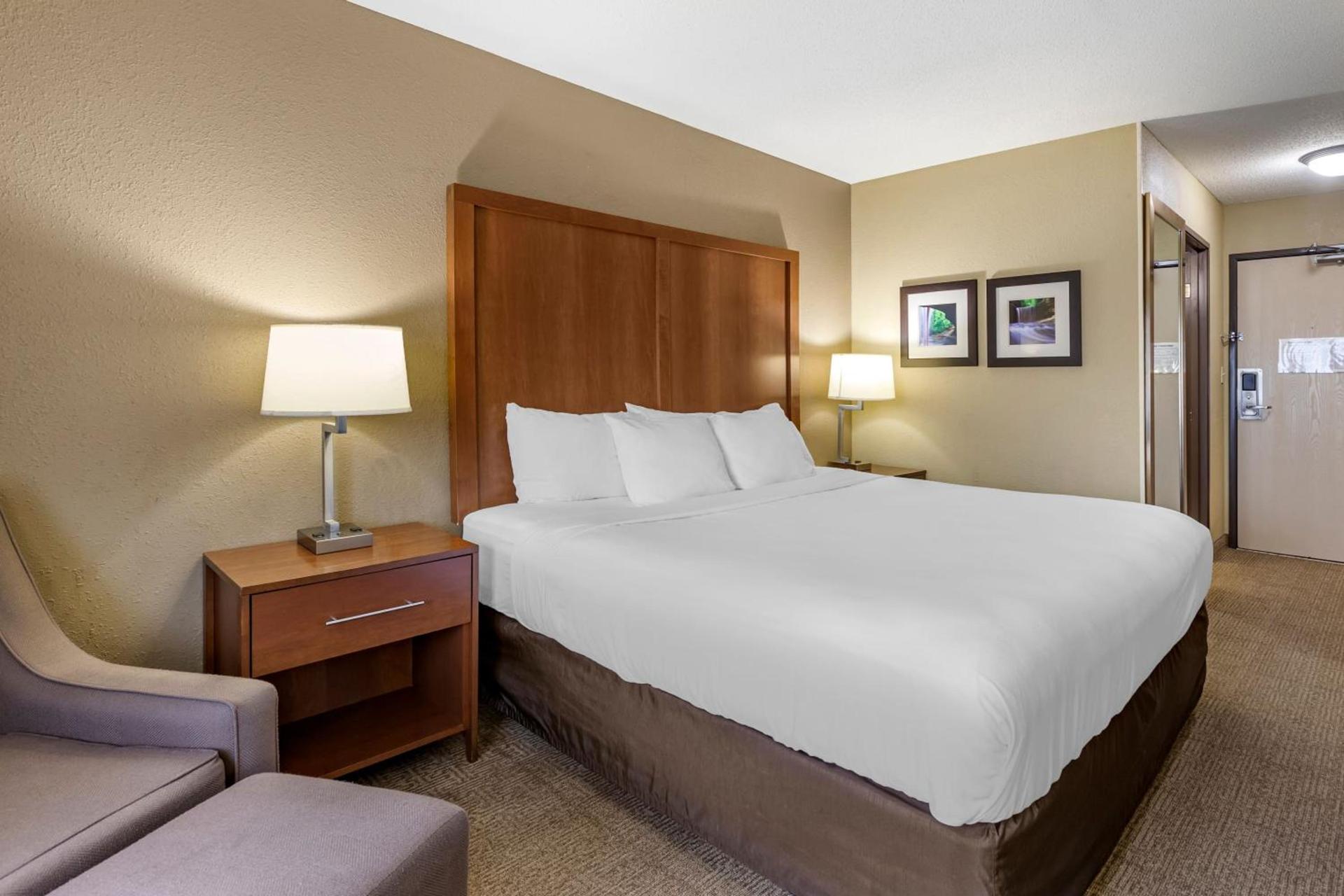 Comfort Inn Moline - Quad Cities photo 36