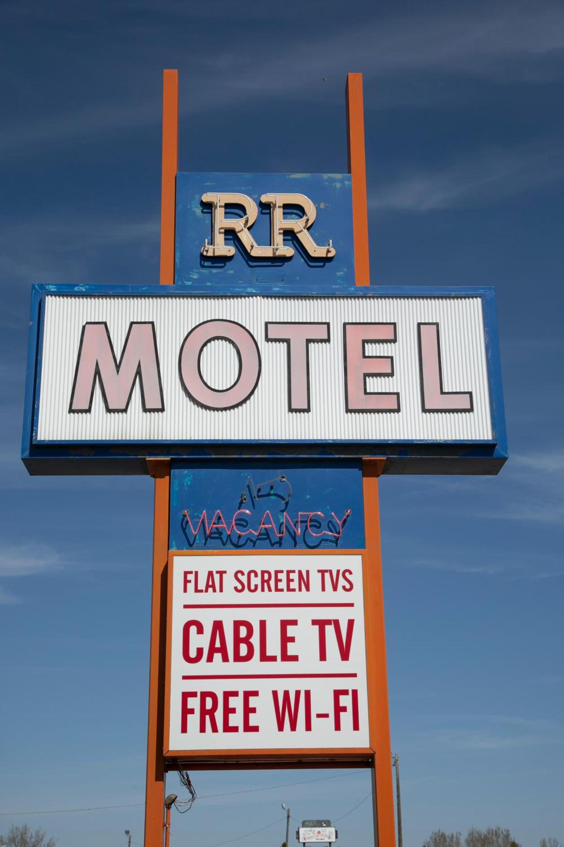 R&R MOTEL photo 1