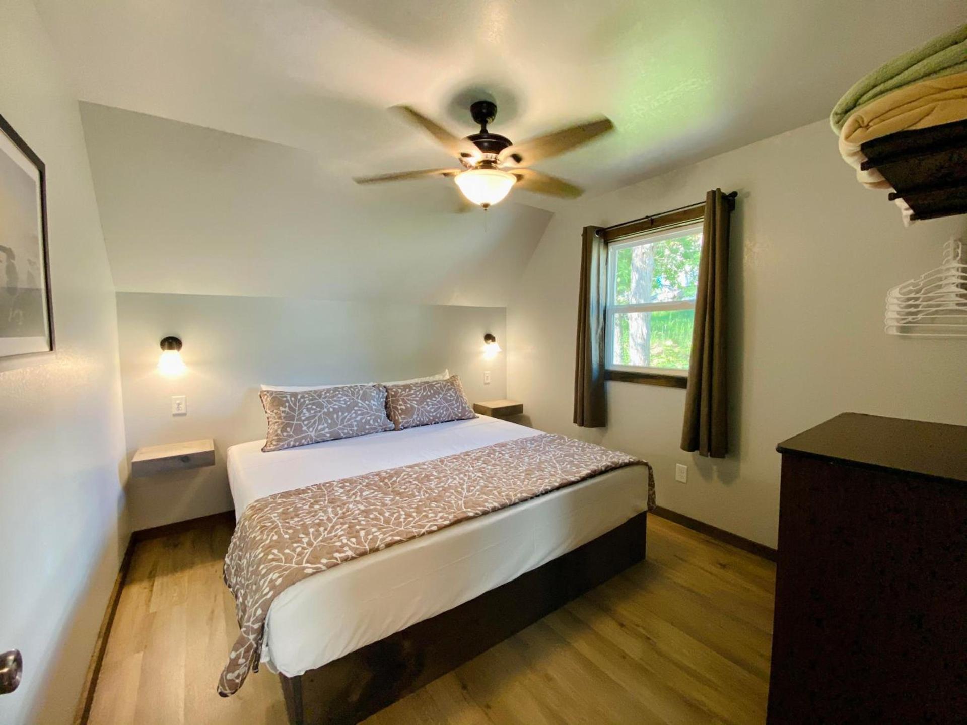 Calm Waters Resort photo 9
