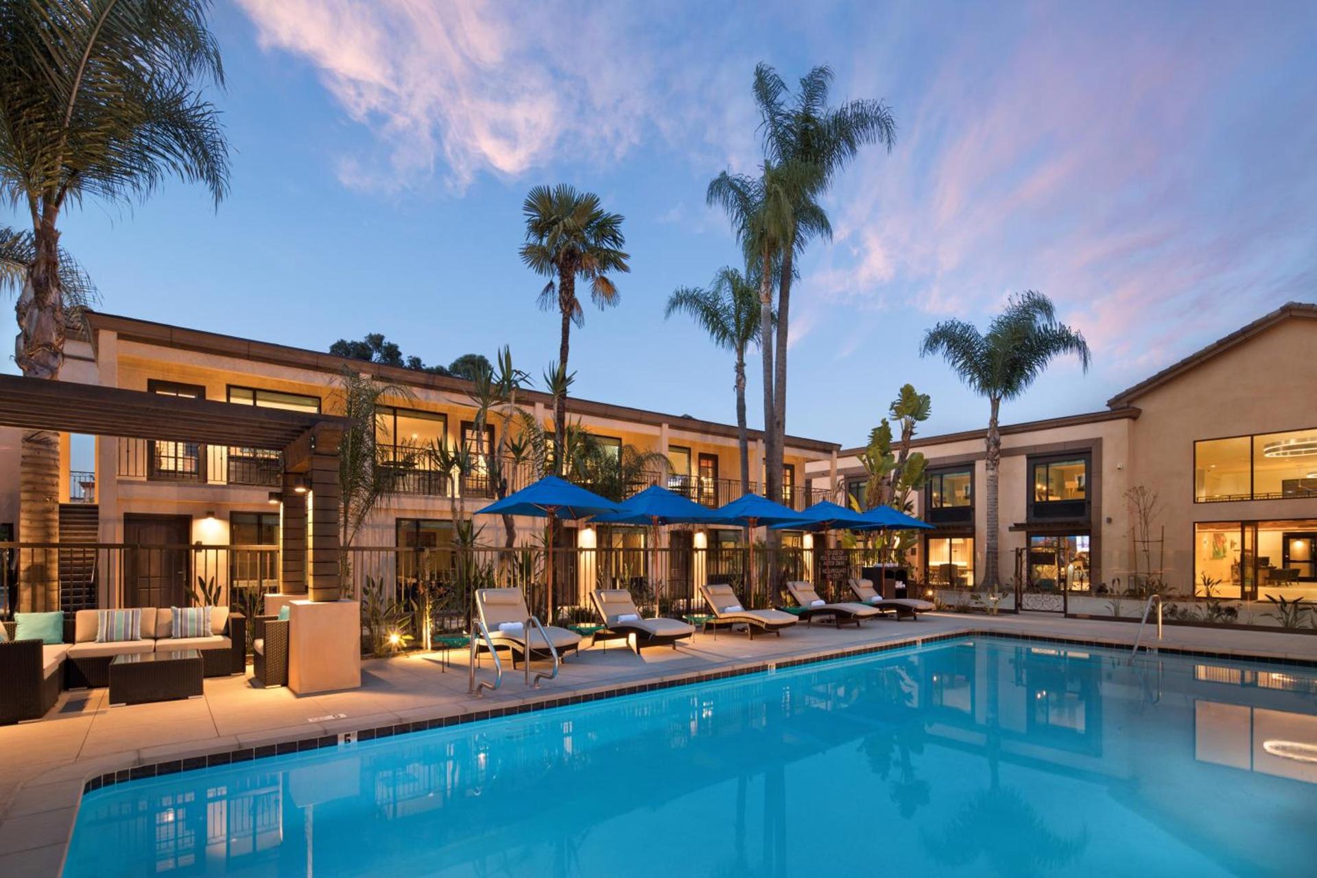 The Cove Hotel photo 3