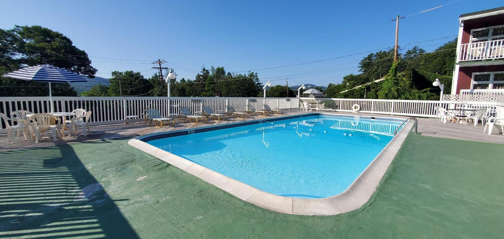 Pinebrook Motel photo 2