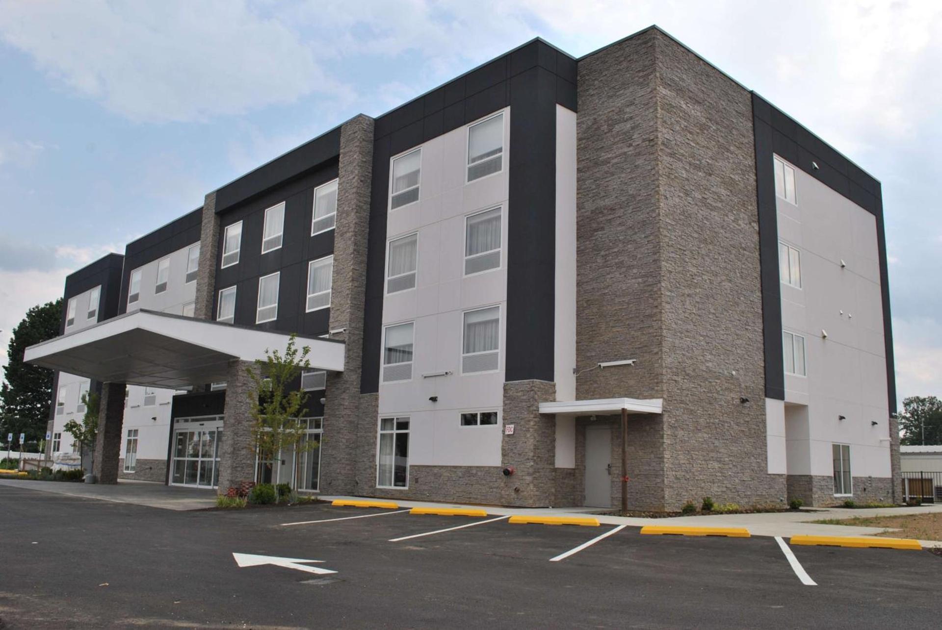 Best Western Plus Hershey photo 37