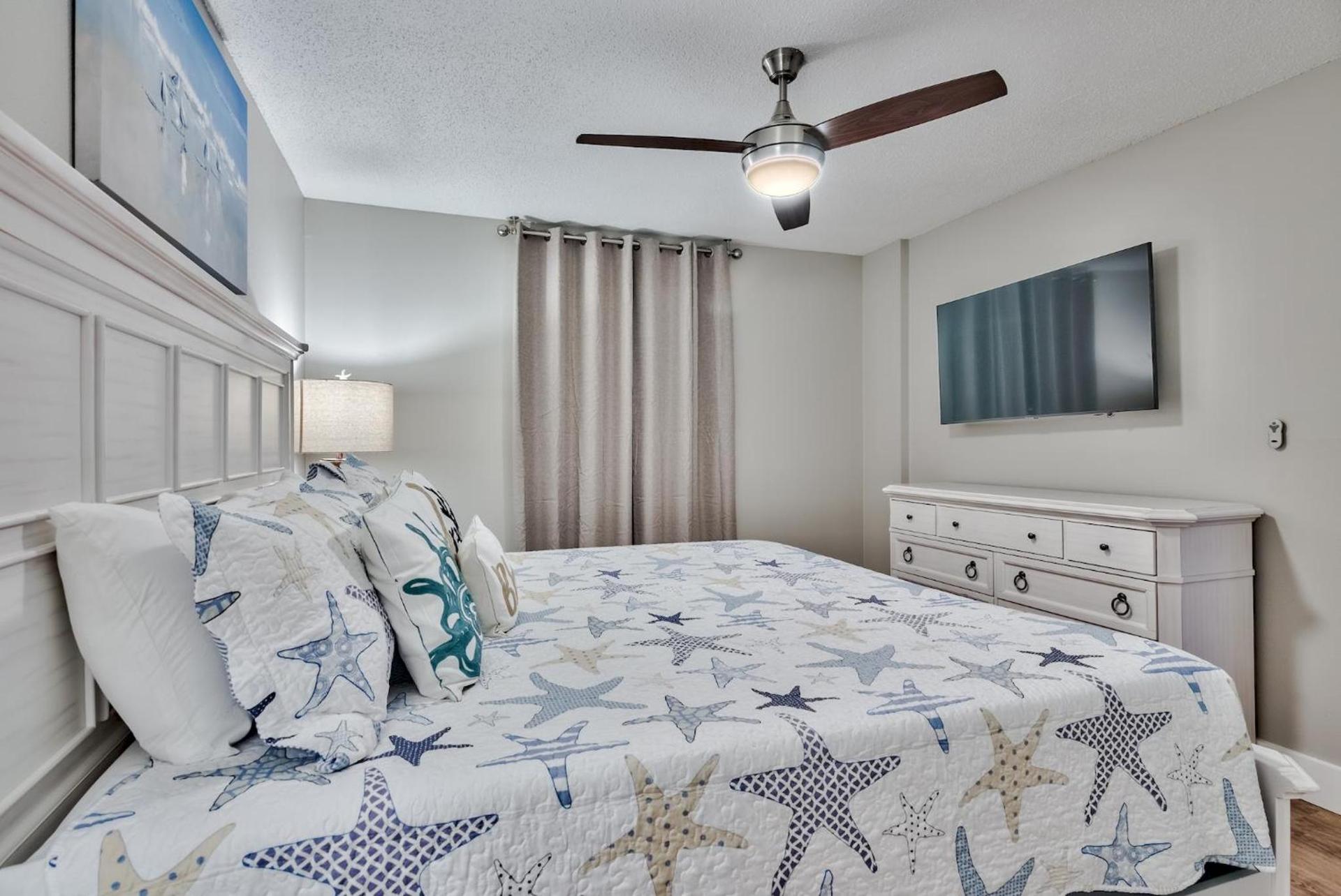 Pelican Beach Resort Destin photo 79