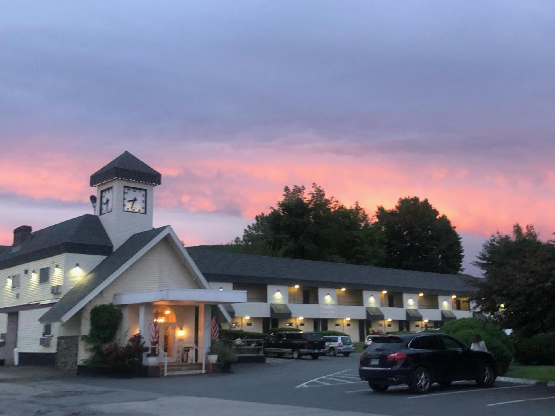 The Black Mountain Inn photo 10