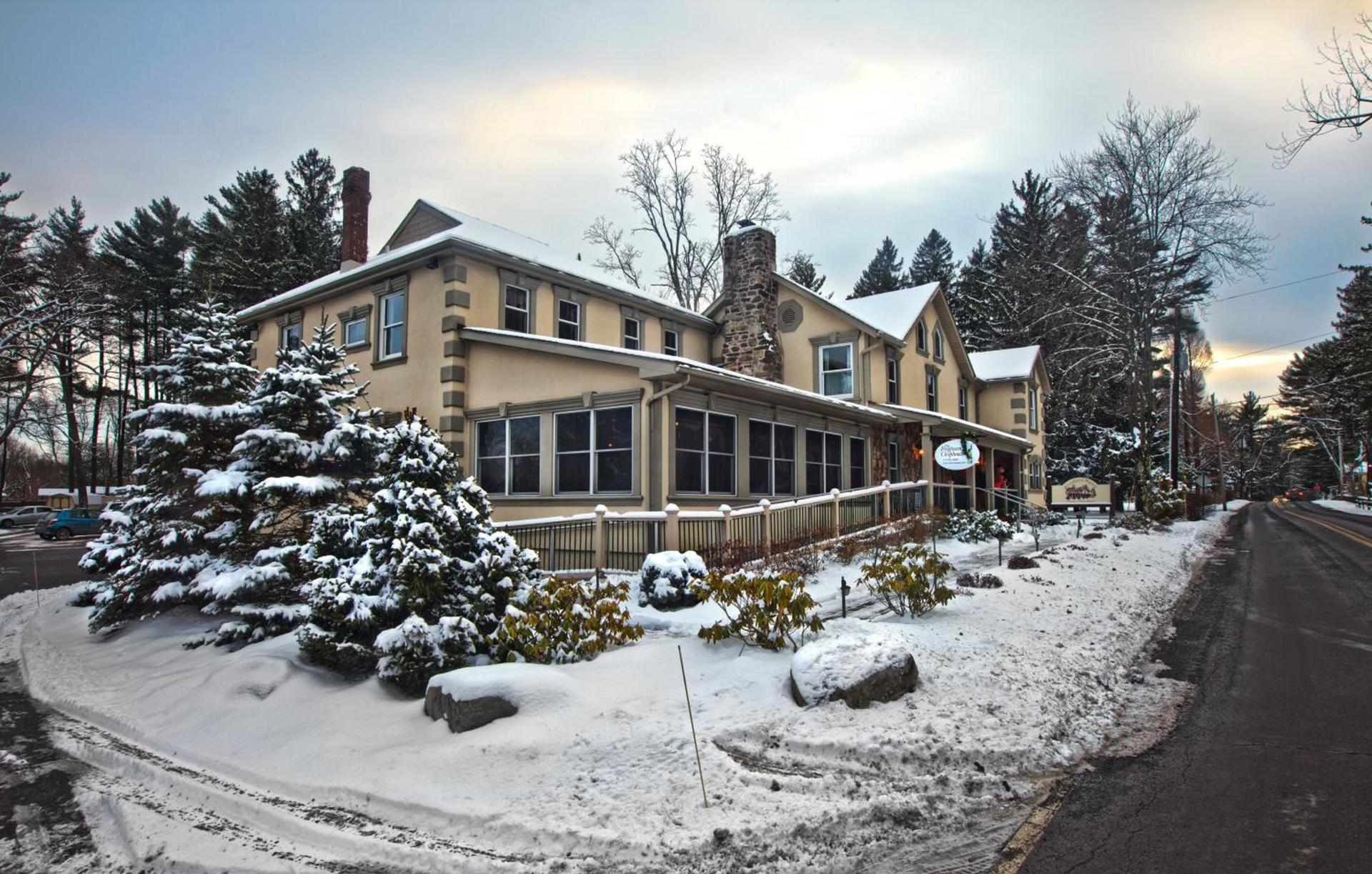 Woodfield Manor - A Sundance Vacations Property photo 3