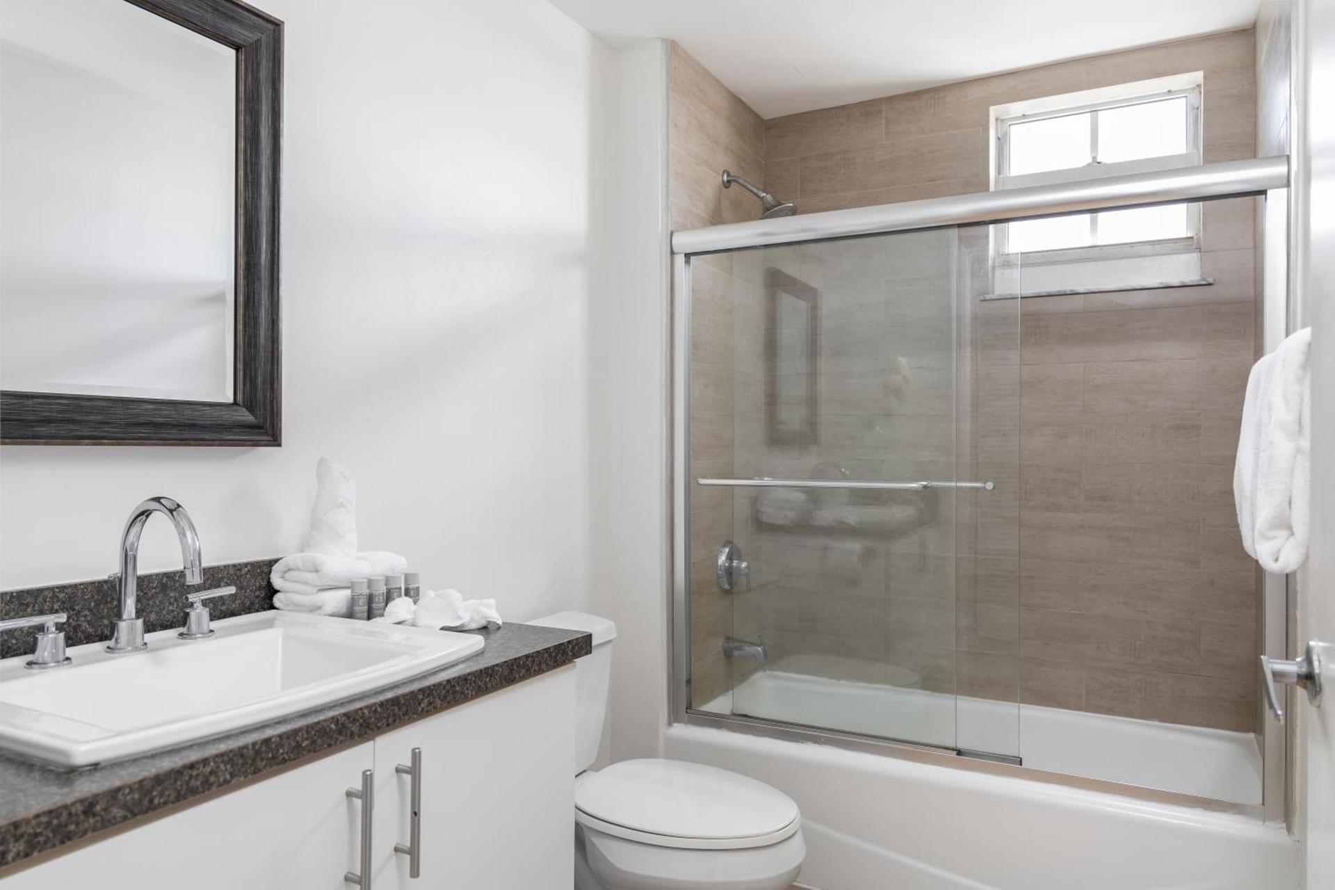 Fortune House Hotel Suites photo 19