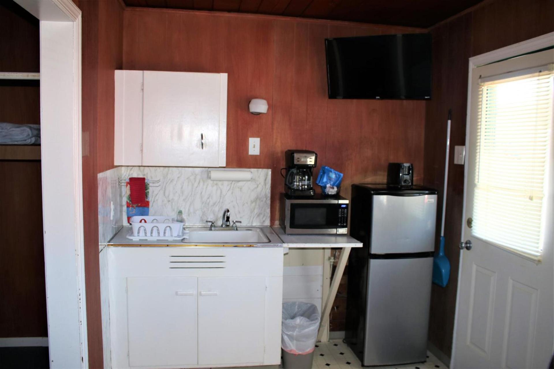 The Lowtide Motel photo 27