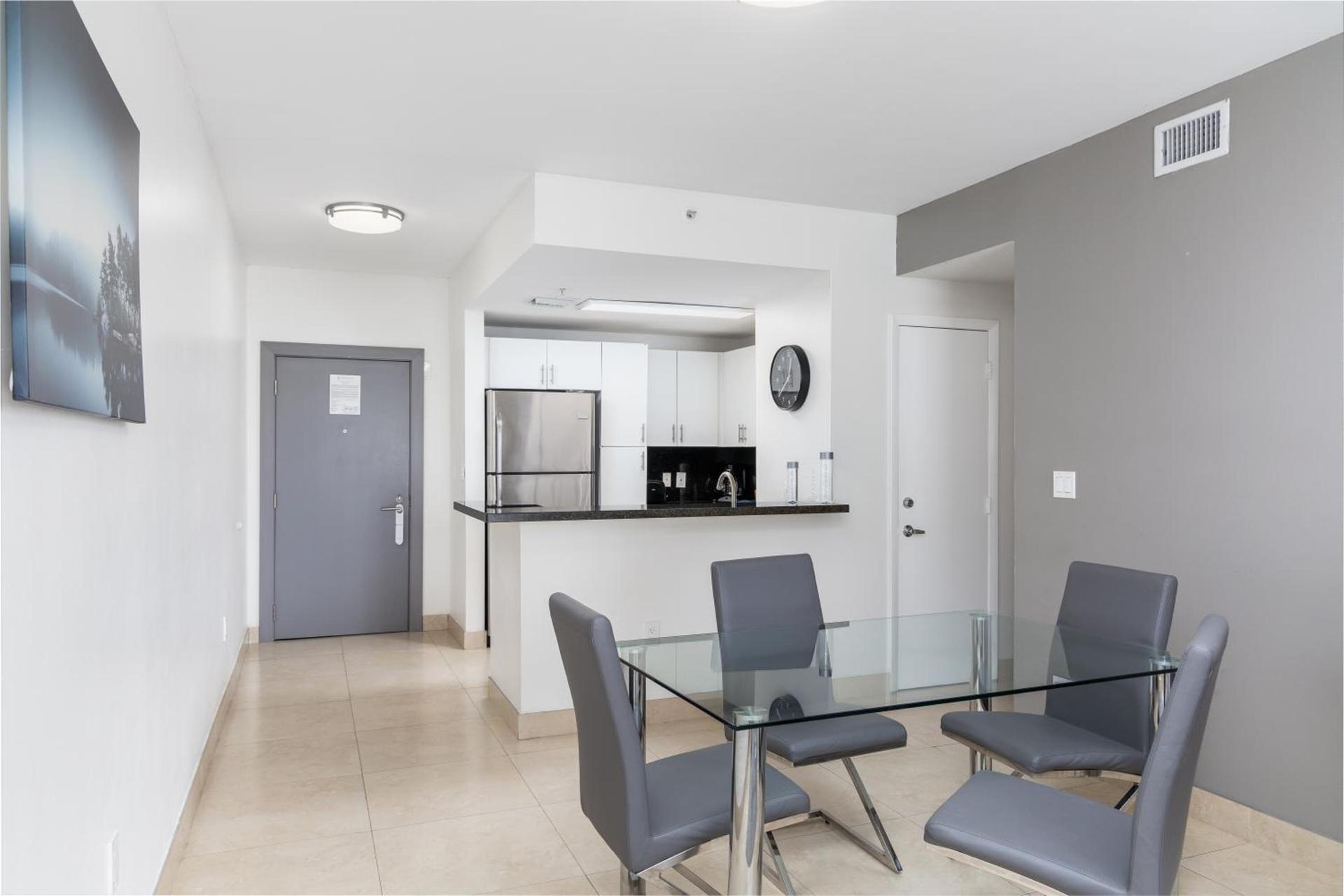 Fortune House Hotel Suites photo 40