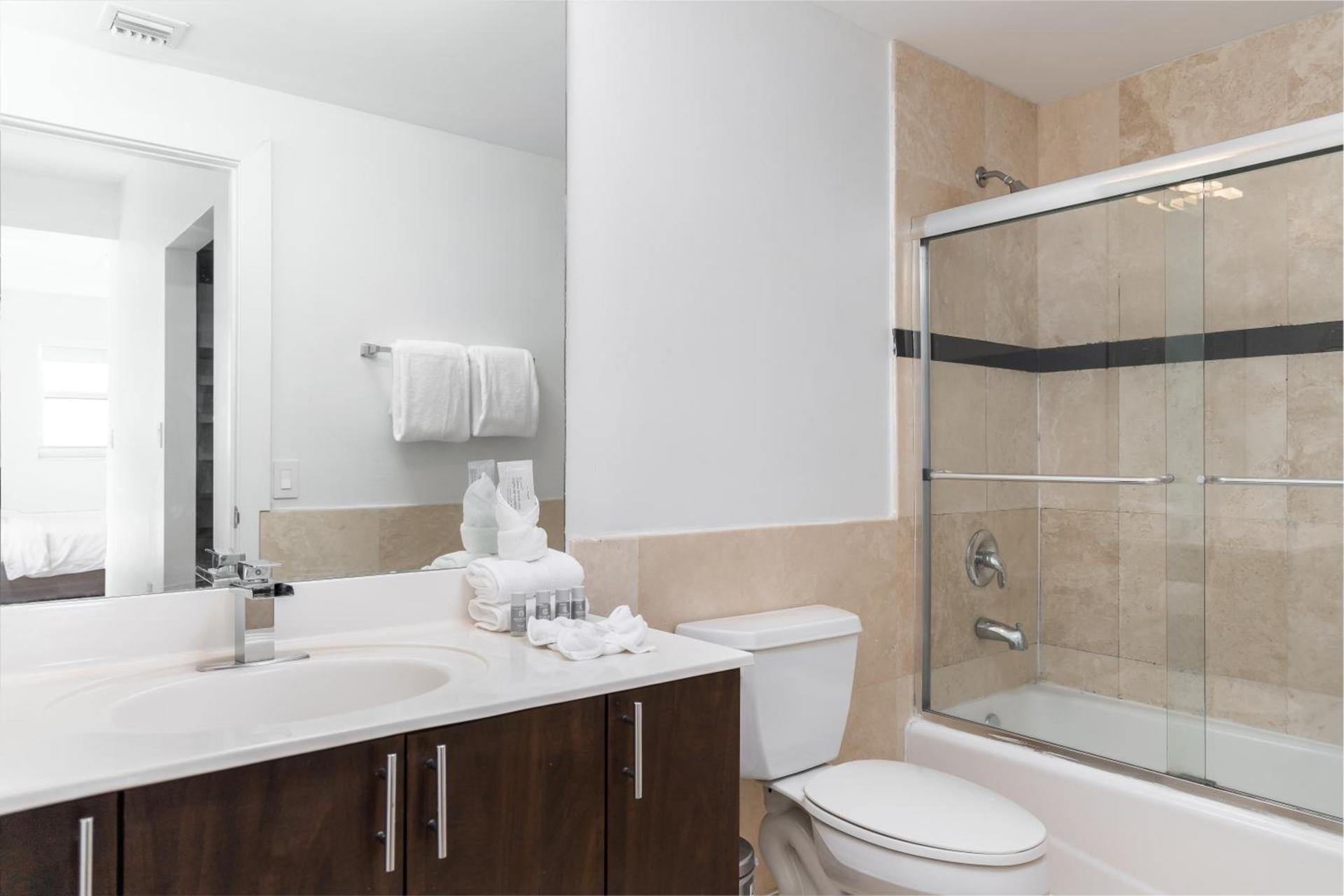 Fortune House Hotel Suites photo 47