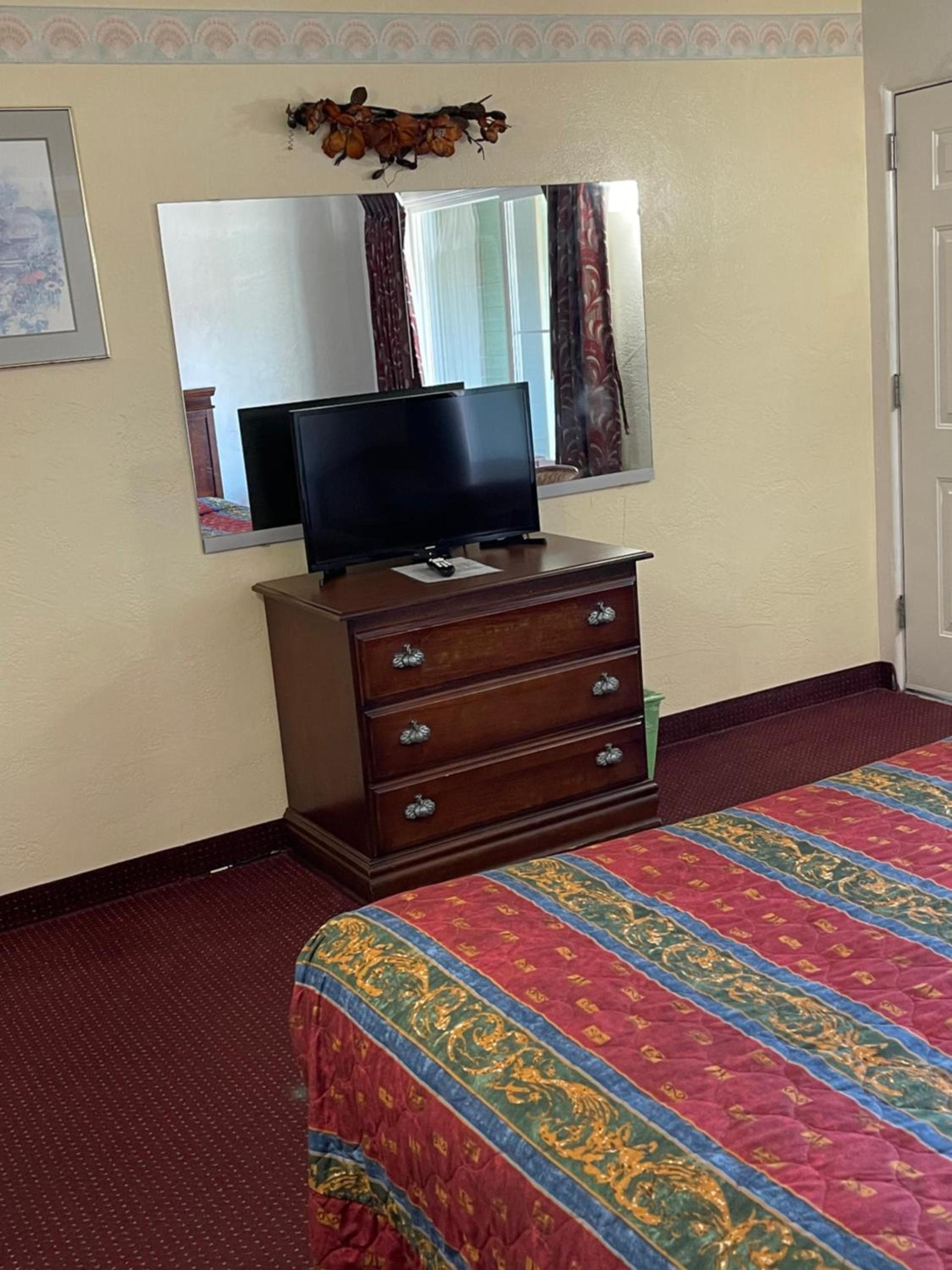 Villa West Motel photo 16