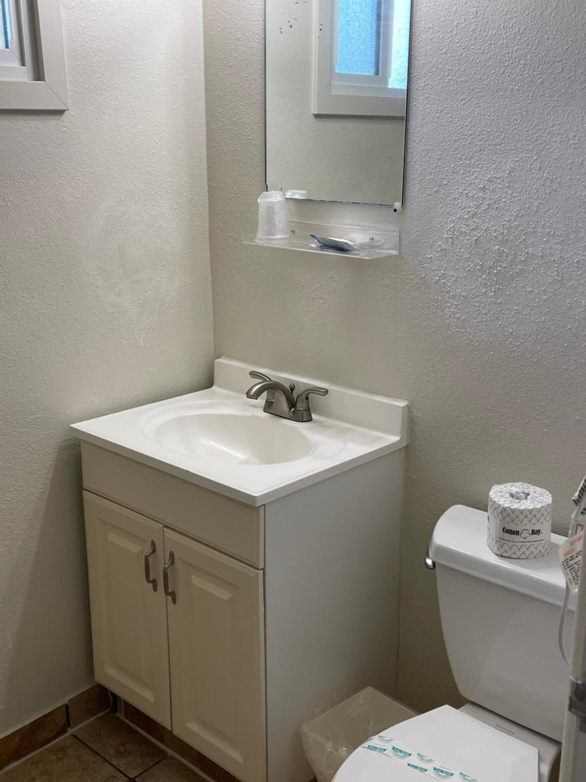 Villa West Motel photo 19