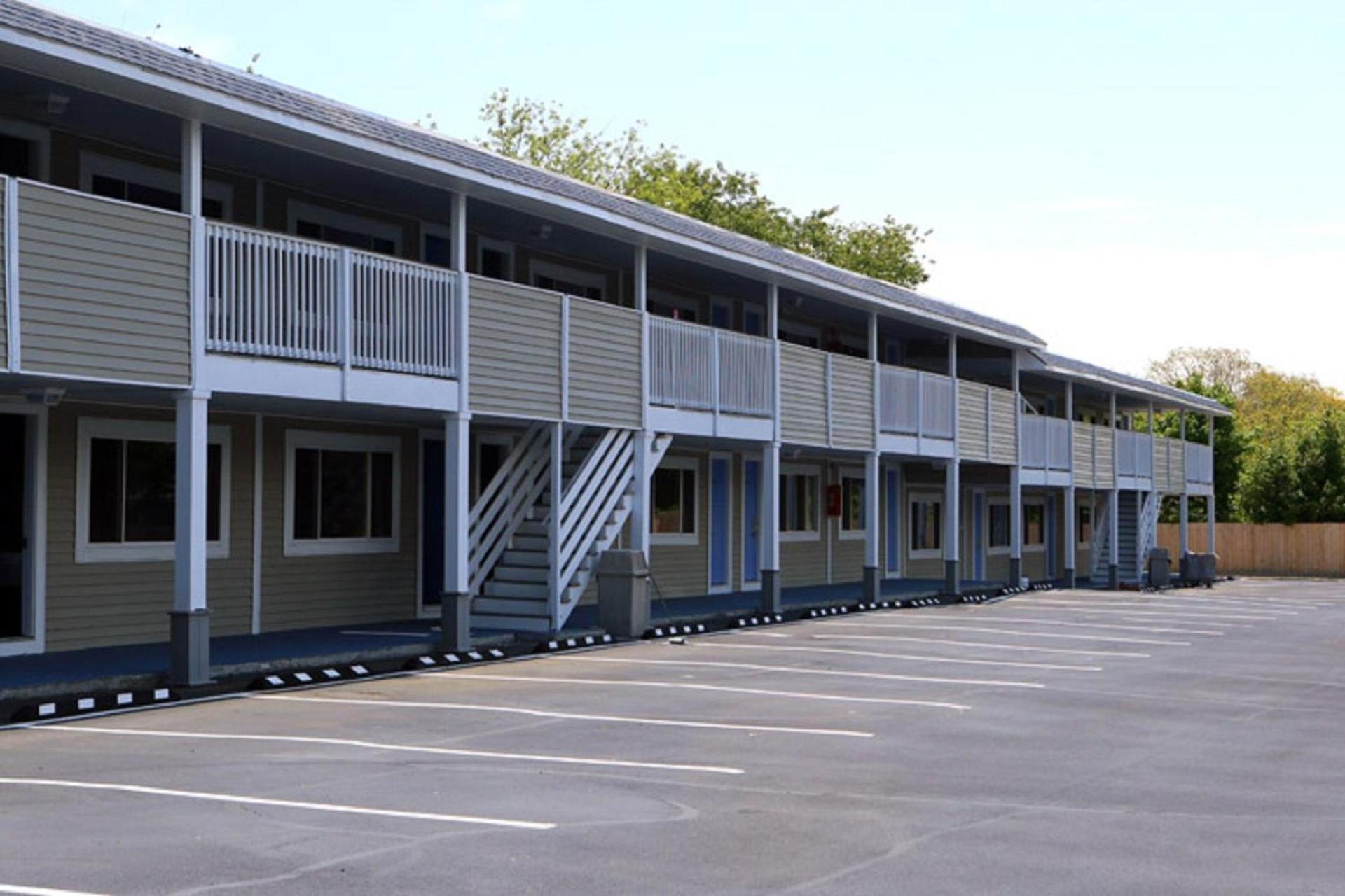 Days Inn by Wyndham - Cape Cod photo 42