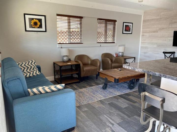 The Flagstone Boutique Inn & Suites photo 40