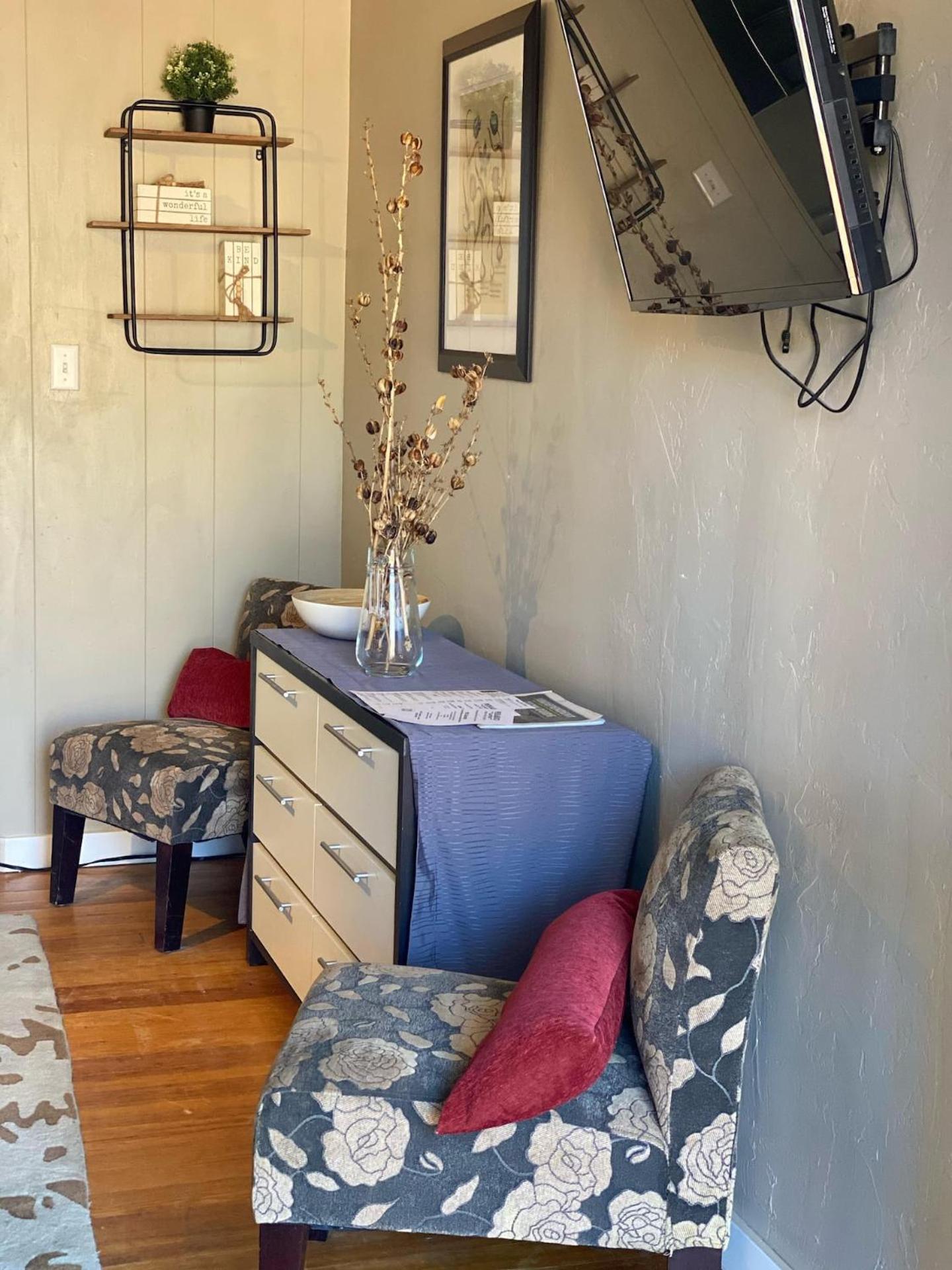 The Flagstone Boutique Inn & Suites photo 42