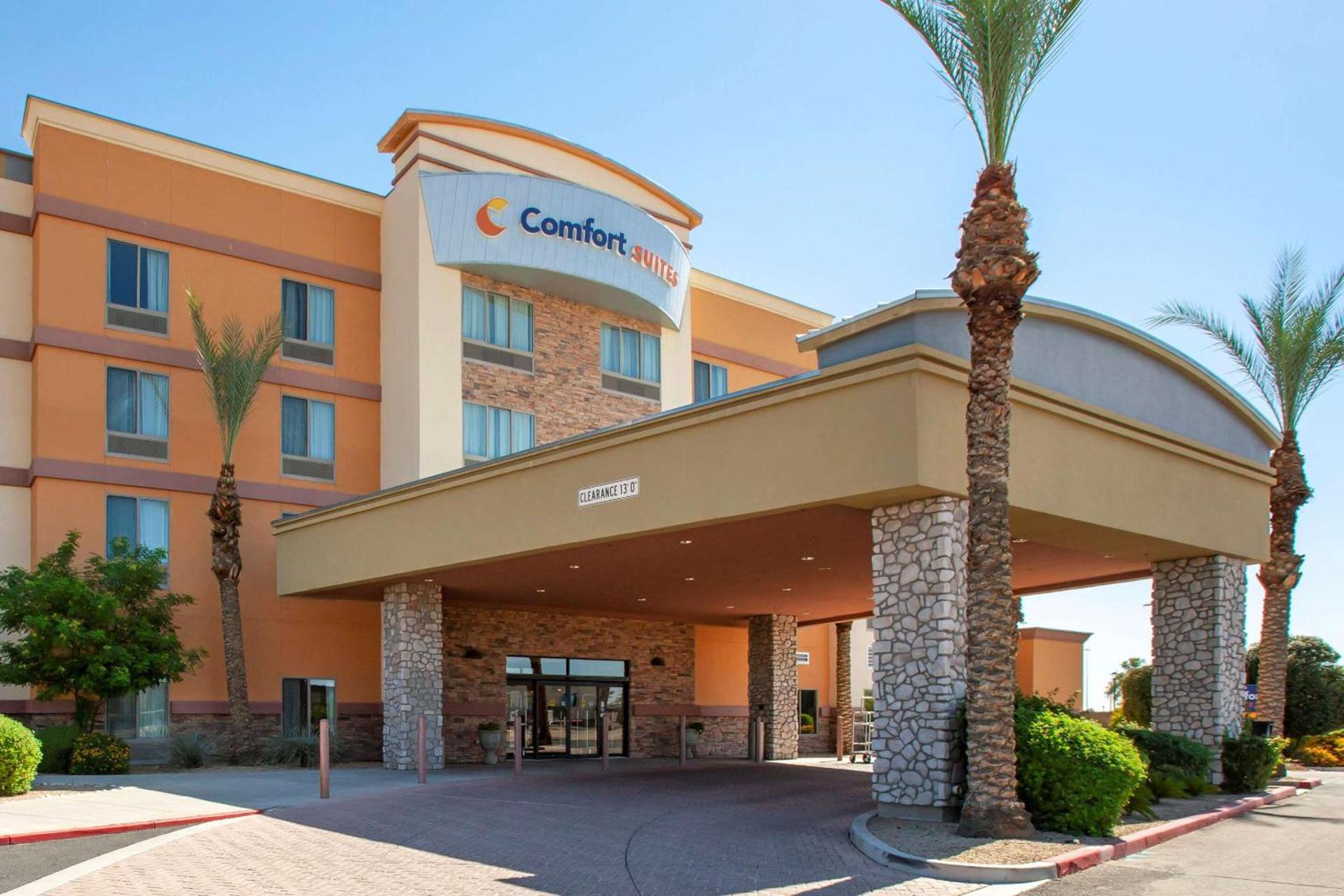 Comfort Suites Glendale - State Farm Stadium Area photo 3
