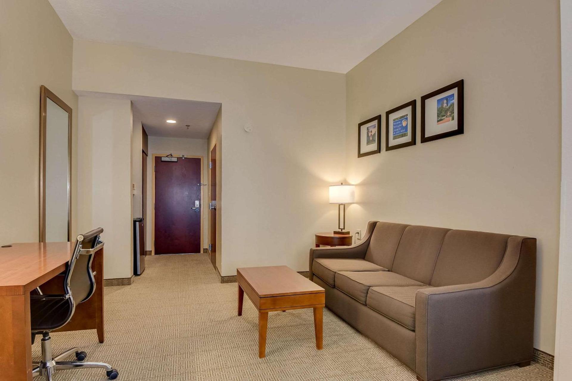 Comfort Inn & Suites Augusta Fort Gordon Area photo 21