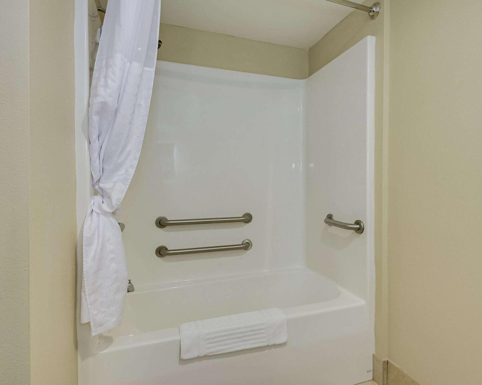 Comfort Inn & Suites Augusta Fort Gordon Area photo 26