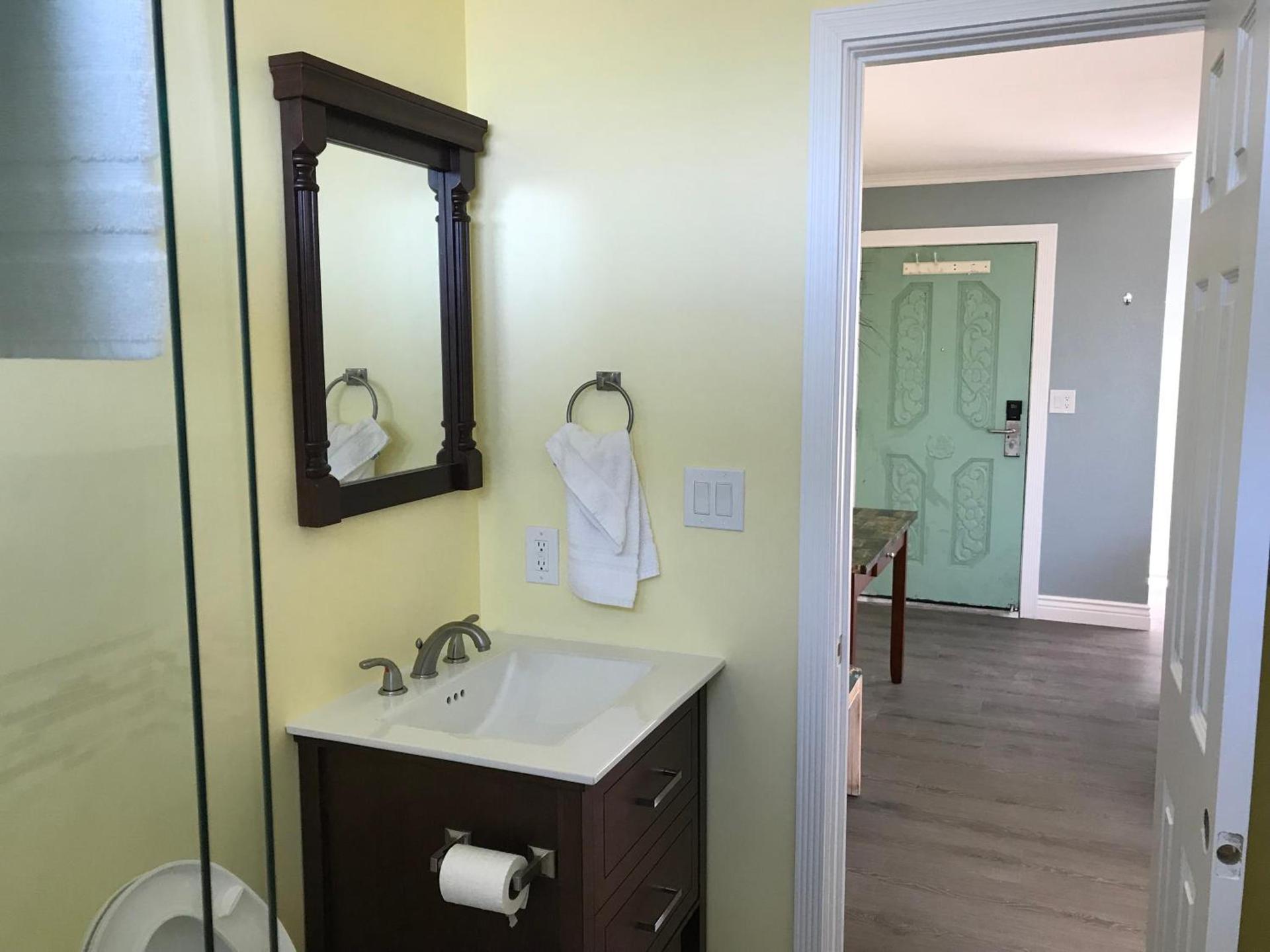 777 Motor Inn photo 11