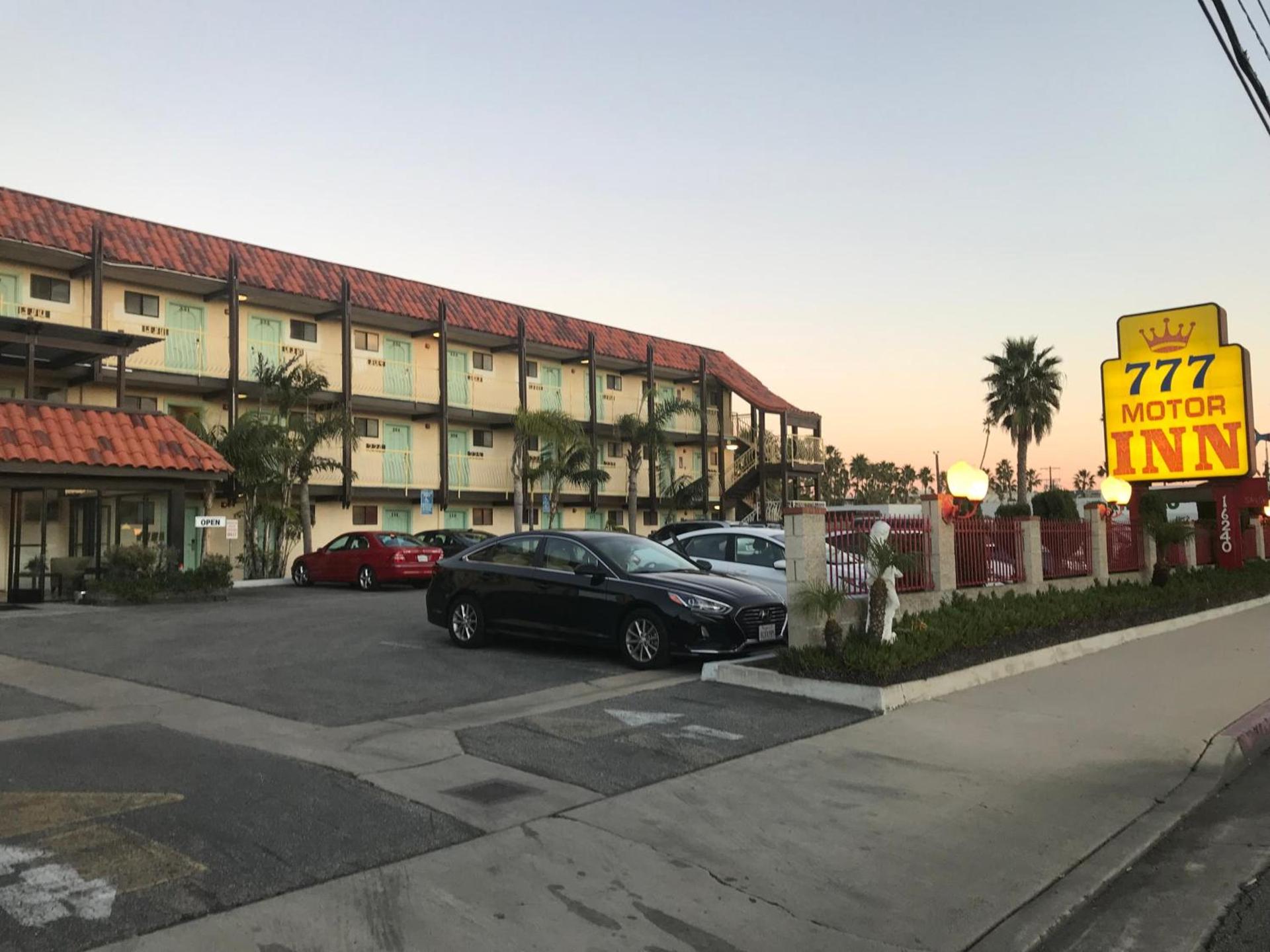 777 Motor Inn photo 1
