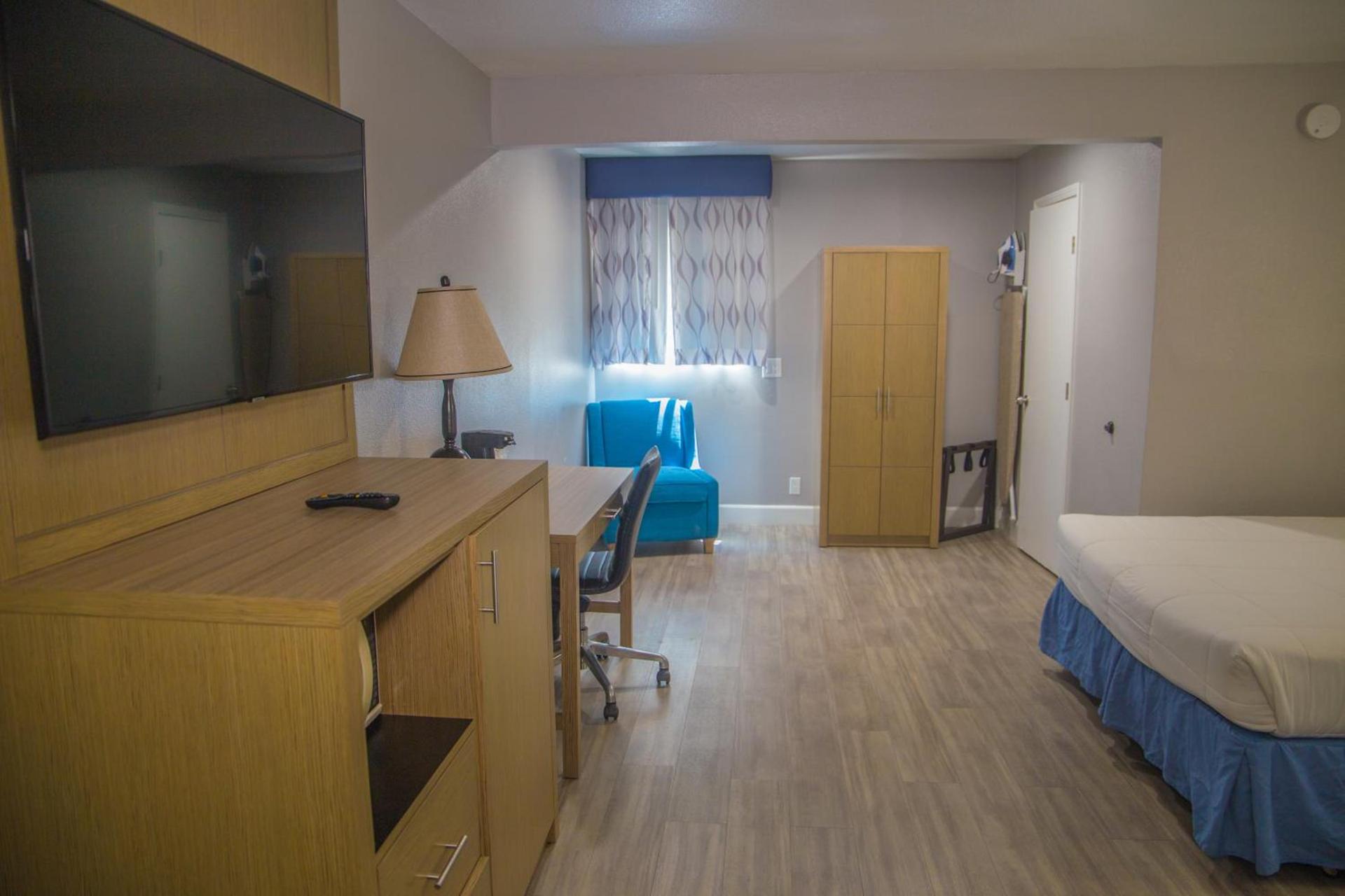 Days Inn by Wyndham Redwood City photo 41