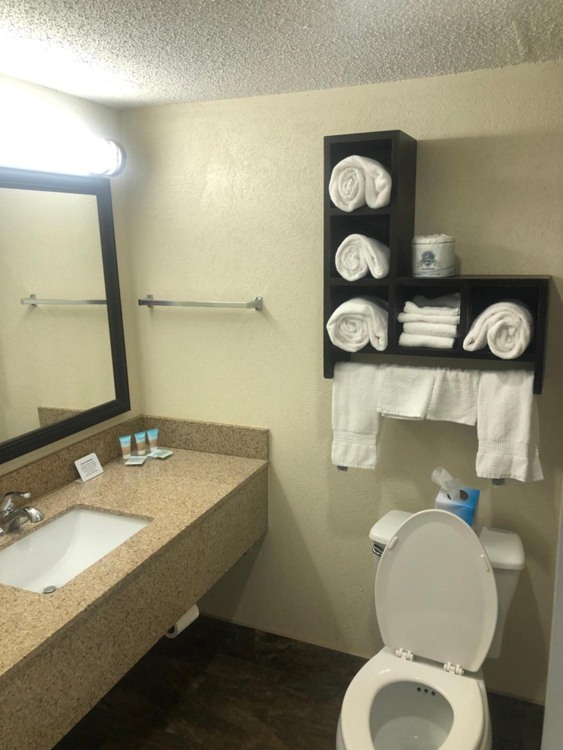 Quail Inn and Suites - Myrtle Beach photo 32
