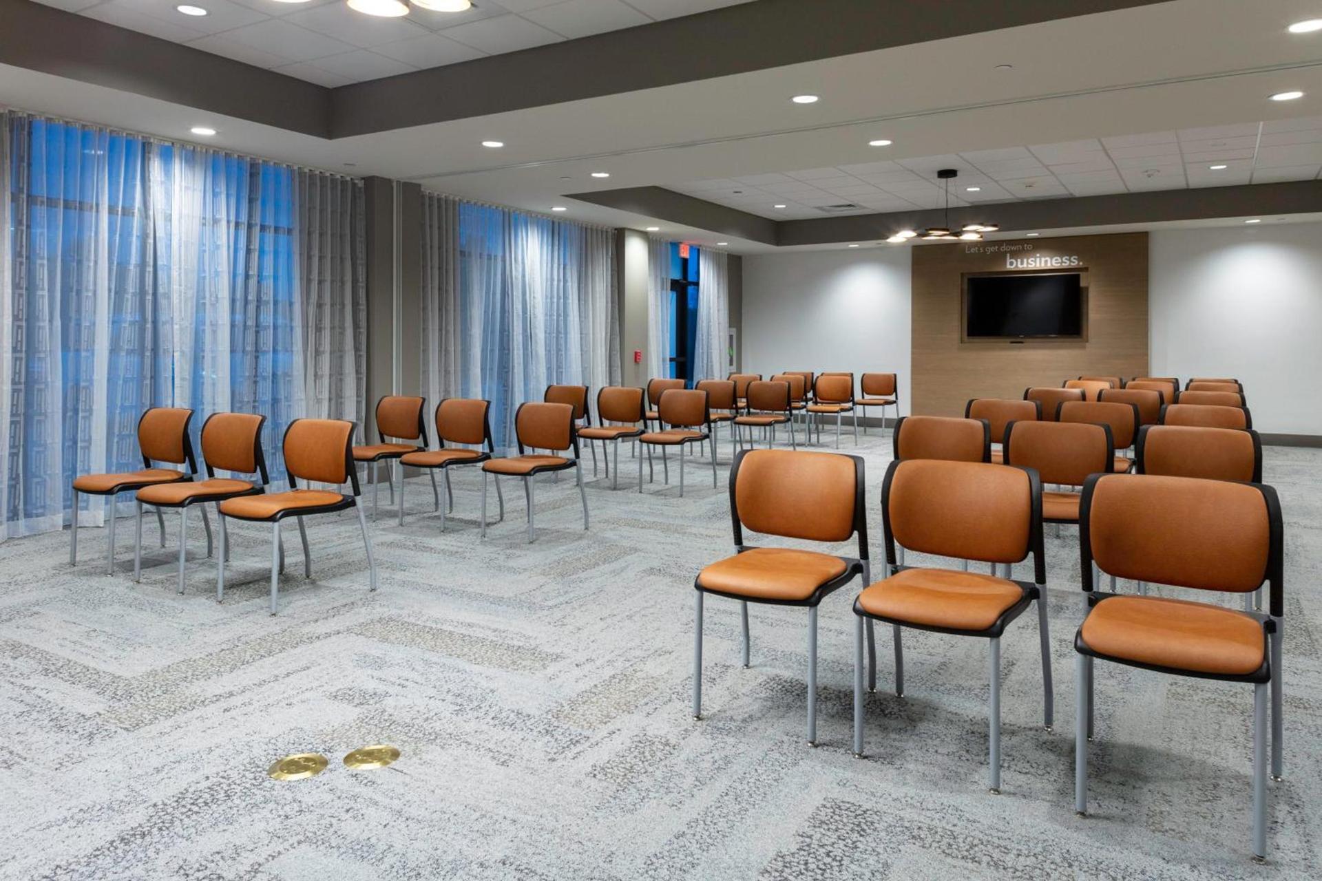 EVEN Hotel Shenandoah - The Woodlands by IHG photo 39