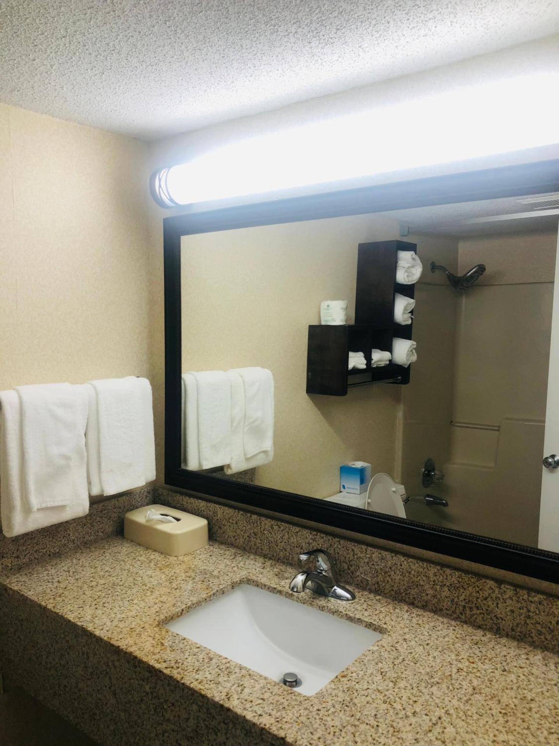 Quail Inn and Suites - Myrtle Beach photo 55