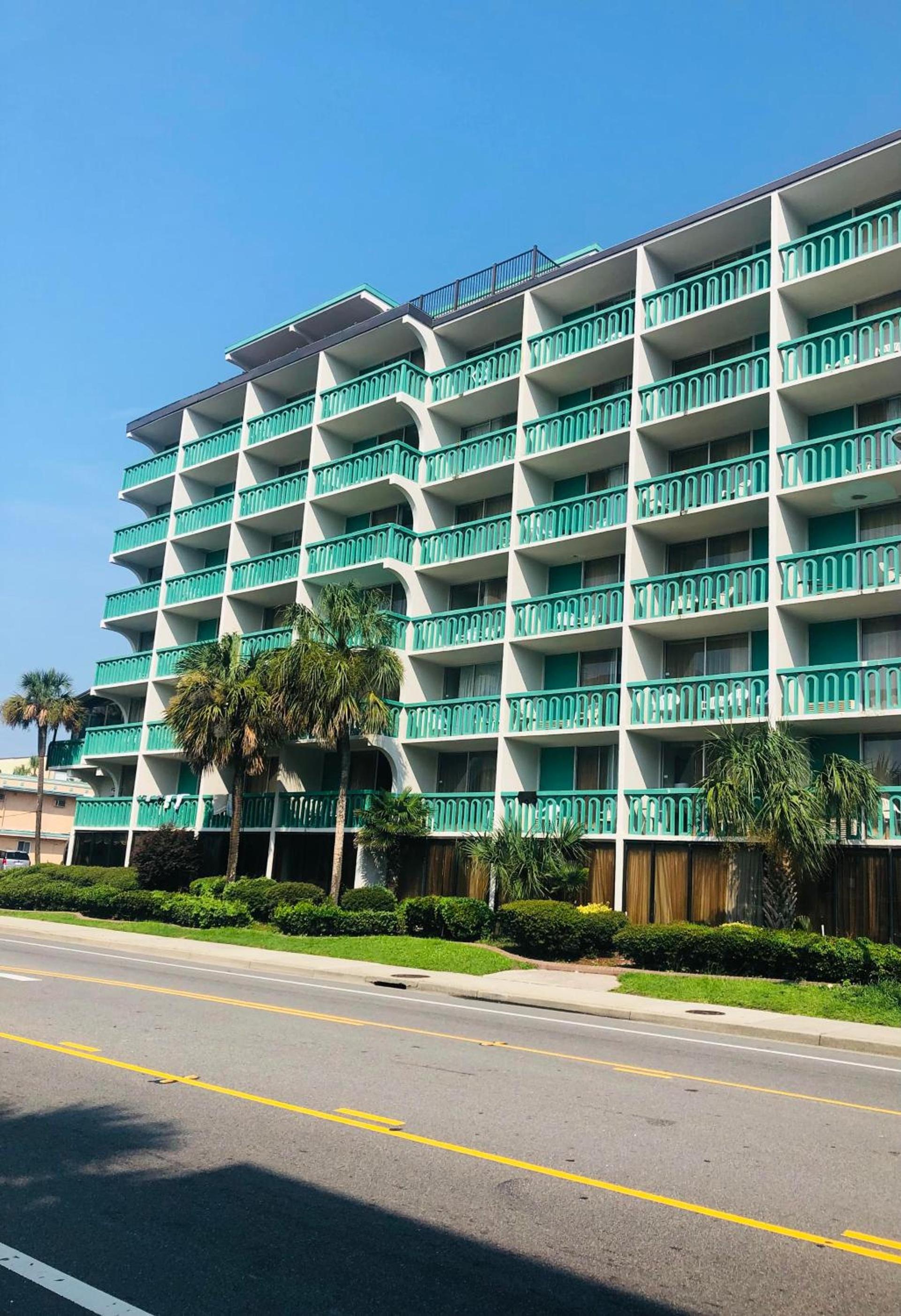 Quail Inn and Suites - Myrtle Beach photo 3