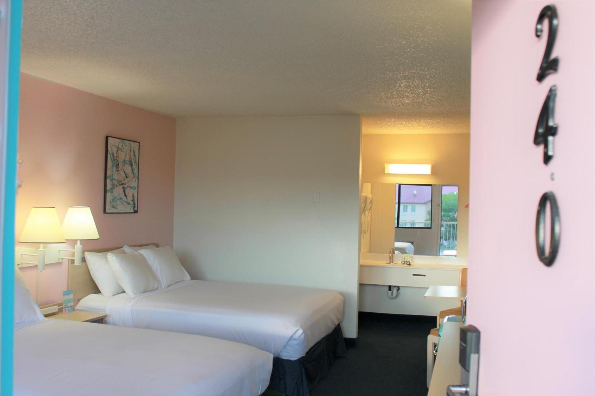 LuLu Silver City photo 22