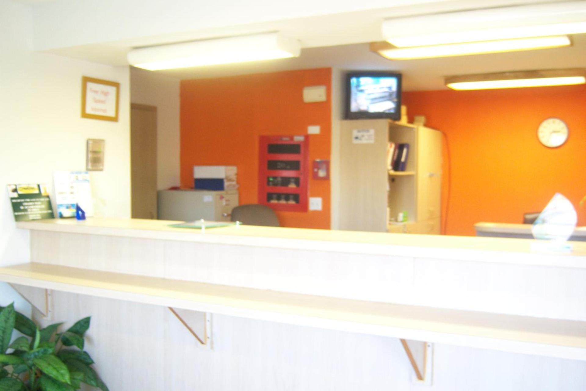 America's Best Inn - Macon photo 26
