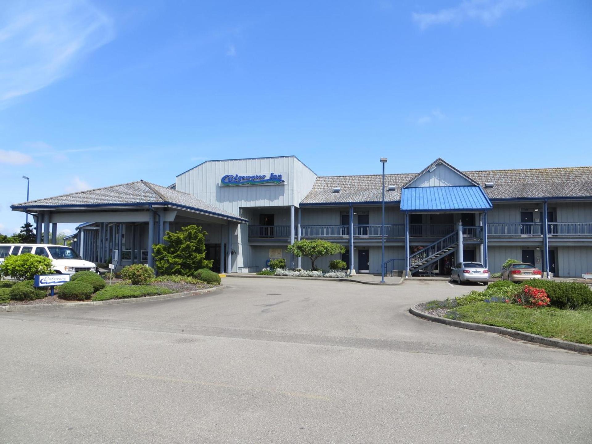 Edgewater Inn and Suites, an Ascend Collection Hotel photo 5