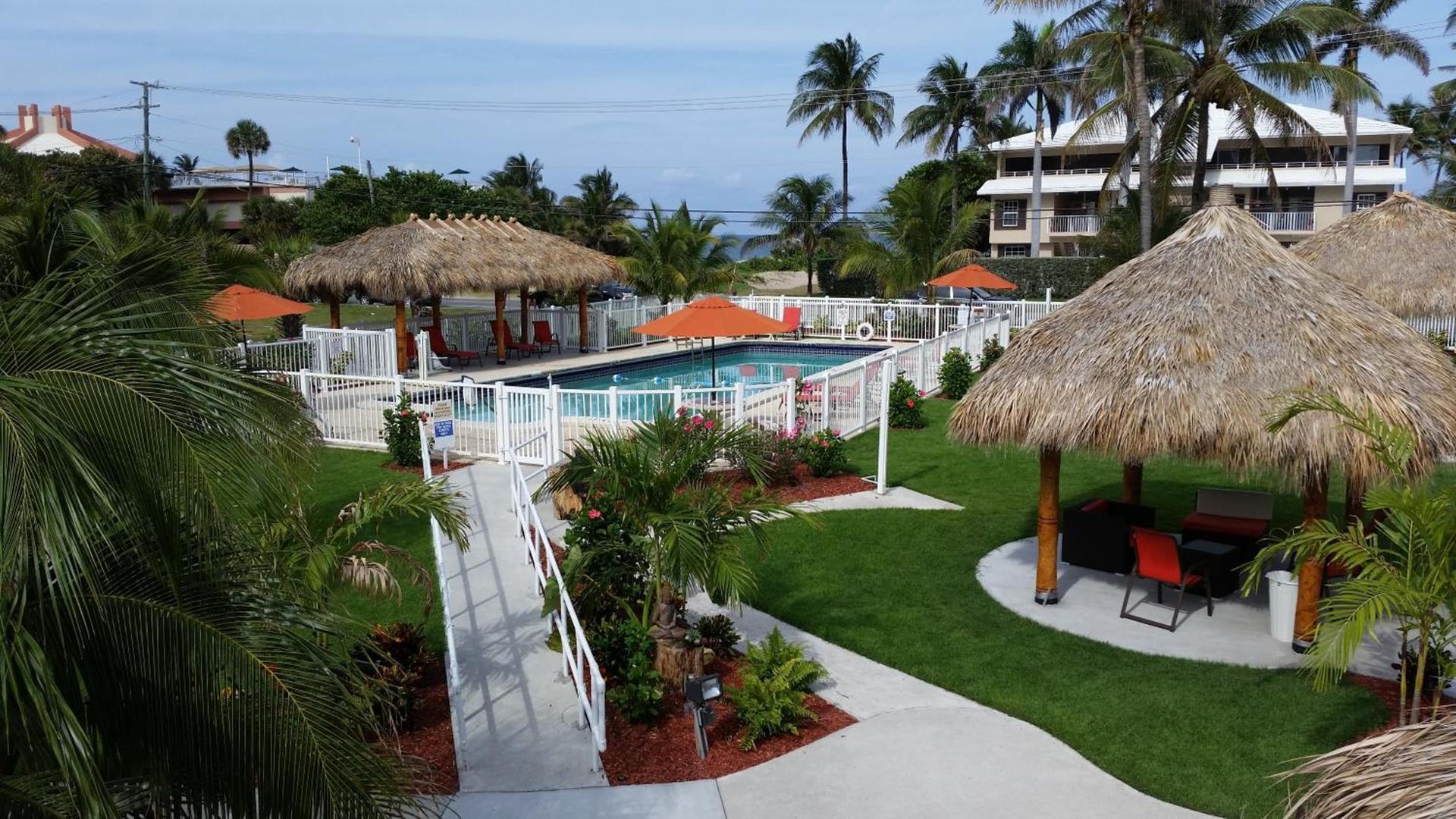Oceans Beach Resort & Suites photo 6