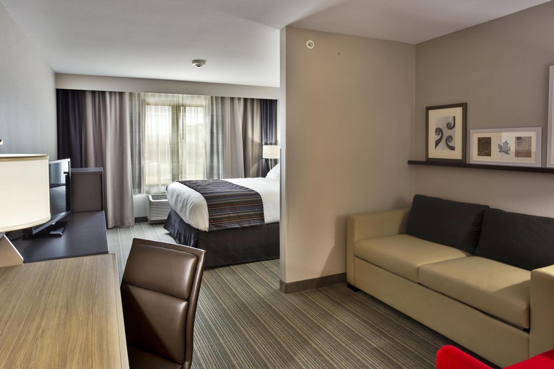 Country Inn & Suites by Radisson, Bozeman, MT photo 18
