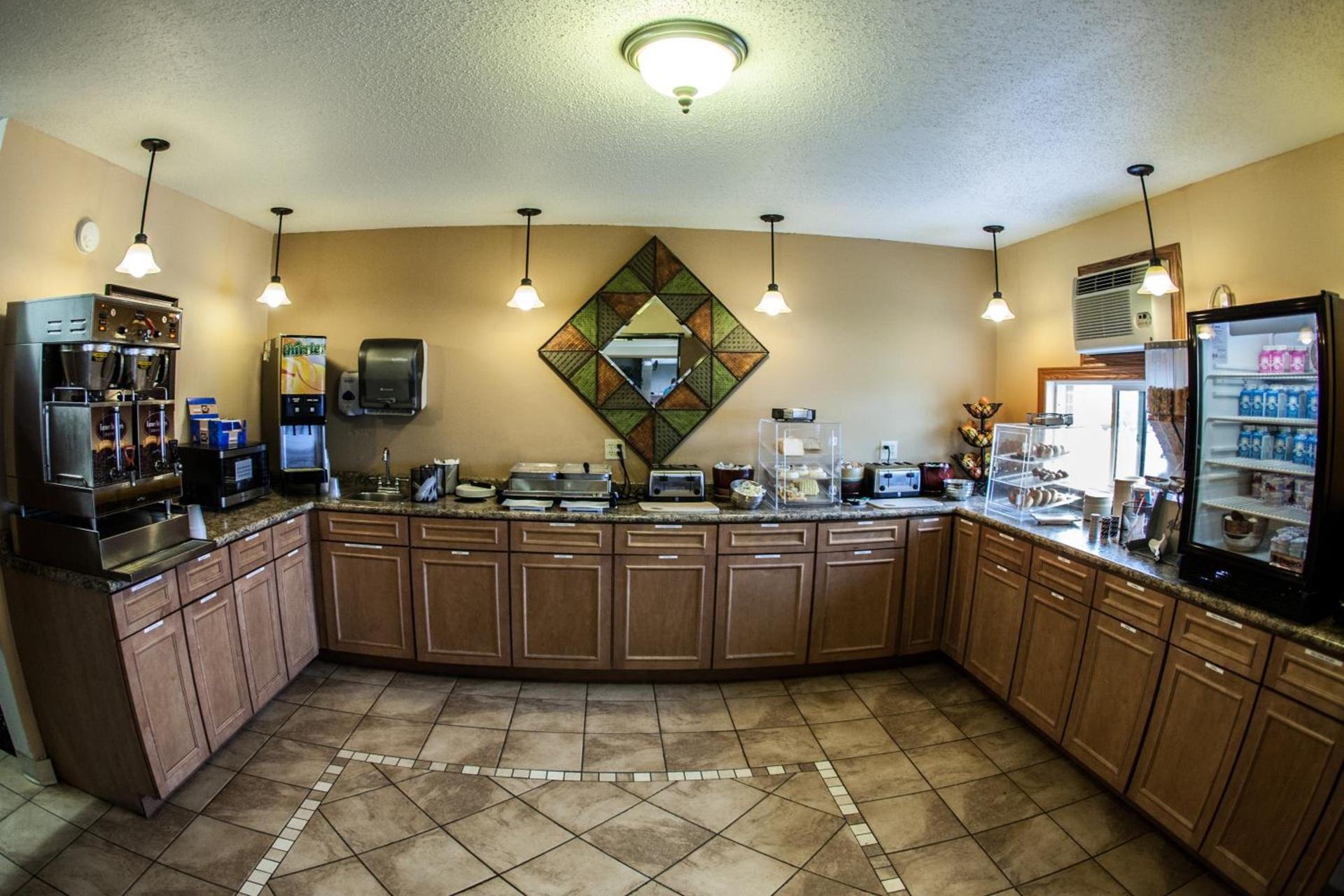 Fargo Inn and Suites photo 15