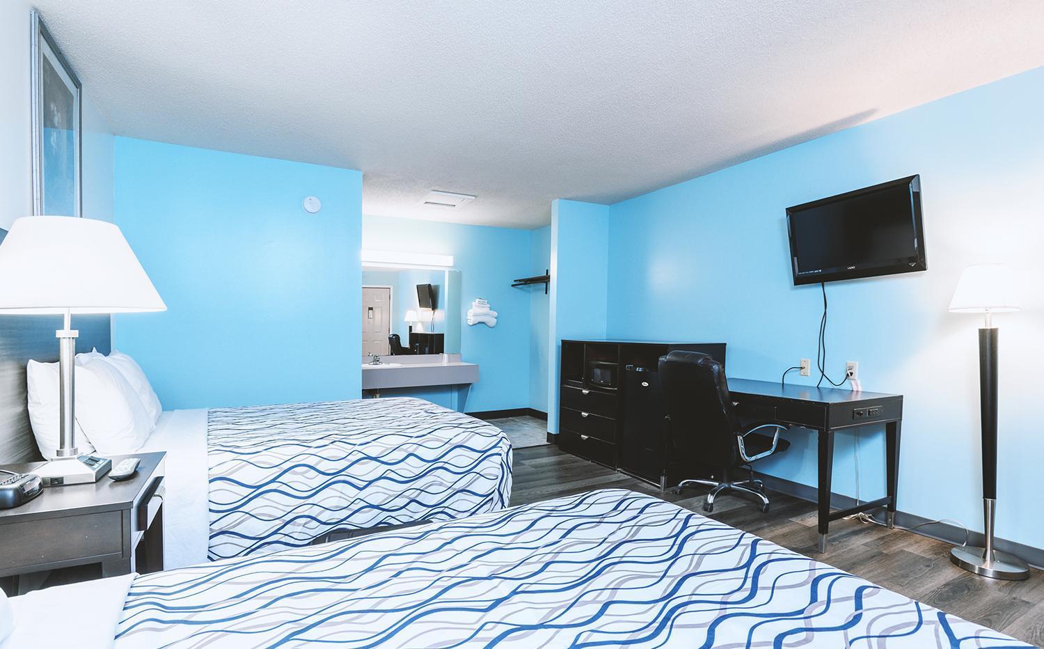 Blue Way Inn & Suites Wellington photo 3