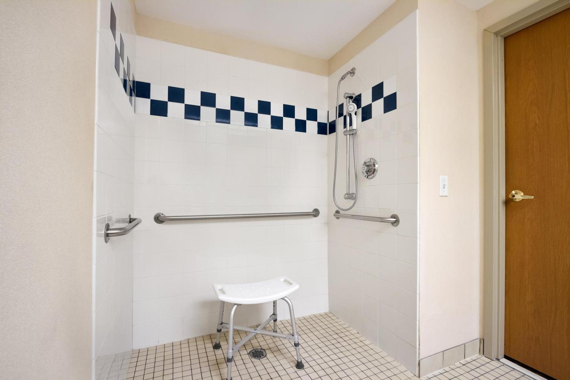 Ramada by Wyndham SeaTac Airport photo 23