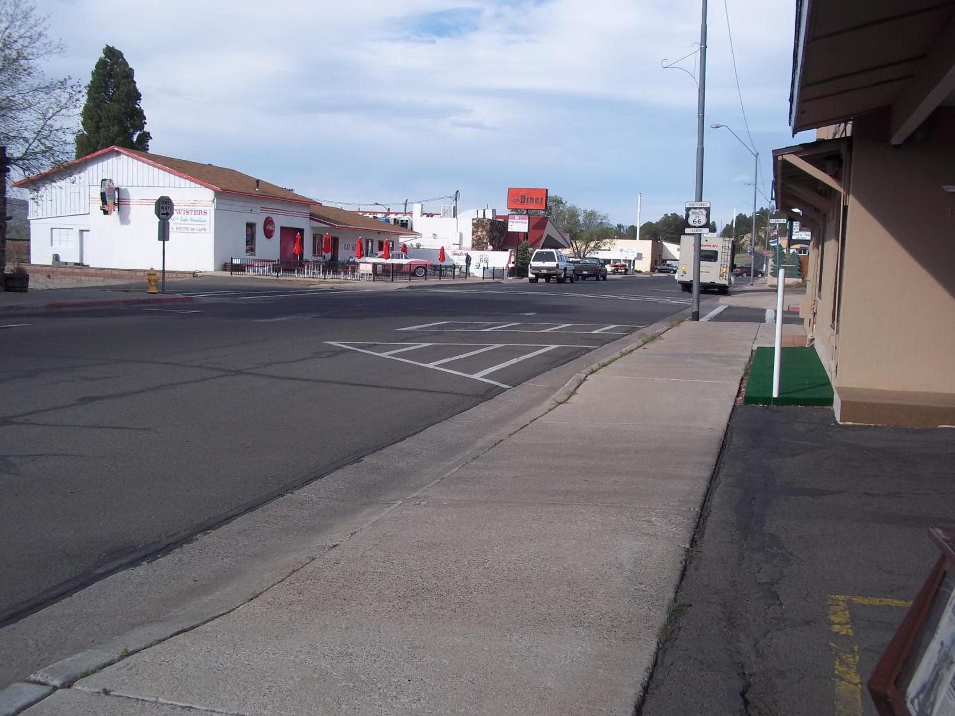 American Regency Inn photo 22