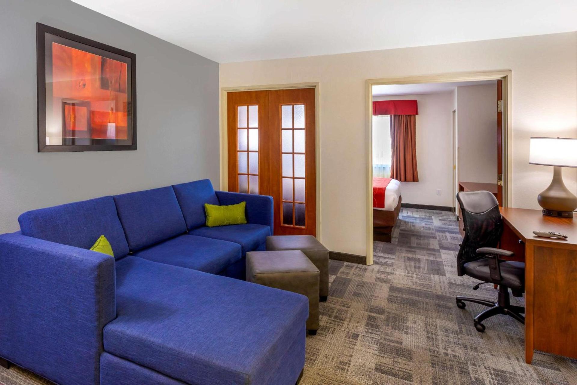 Comfort Suites Denver Tech Center photo 16