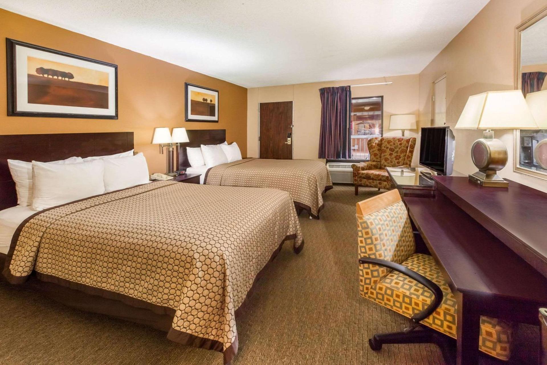 Quality Inn & Suites Richfield photo 2