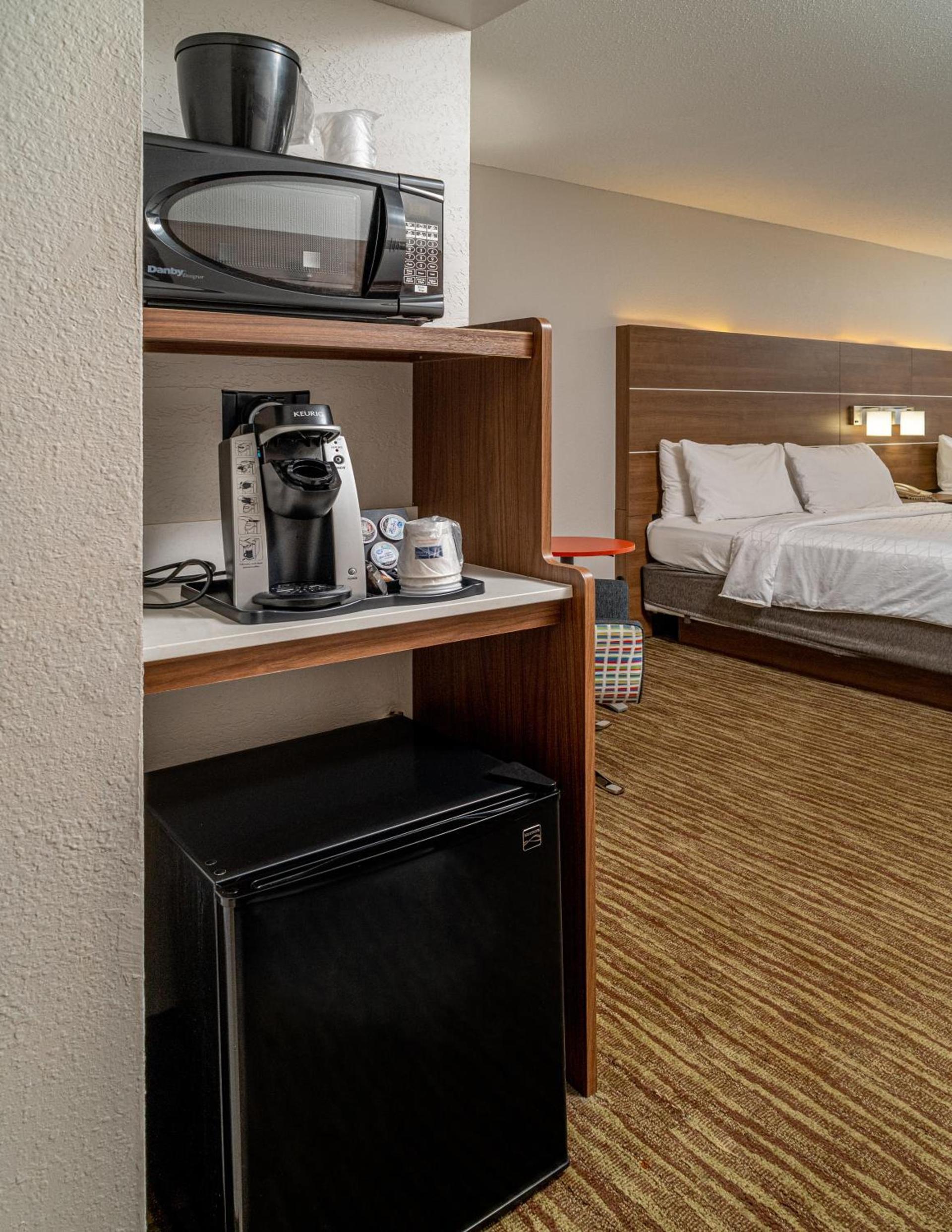 Holiday Inn Express and Suites Pikeville by IHG photo 25