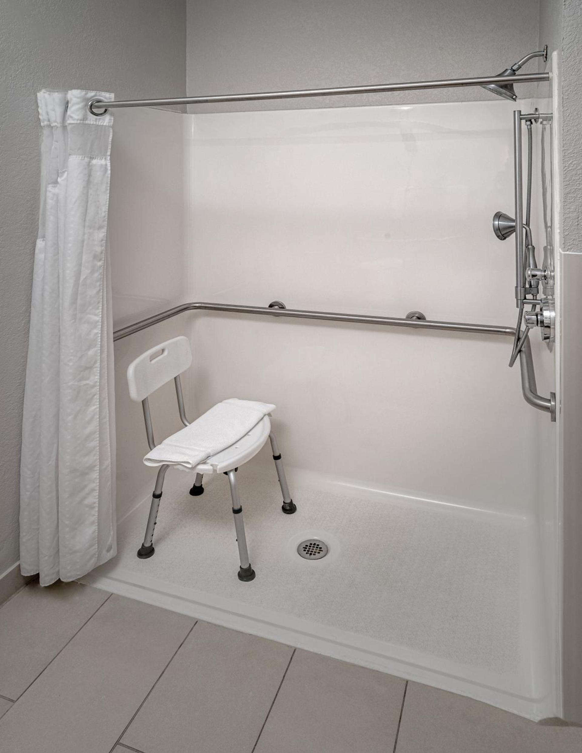 Holiday Inn Express and Suites Pikeville by IHG photo 27
