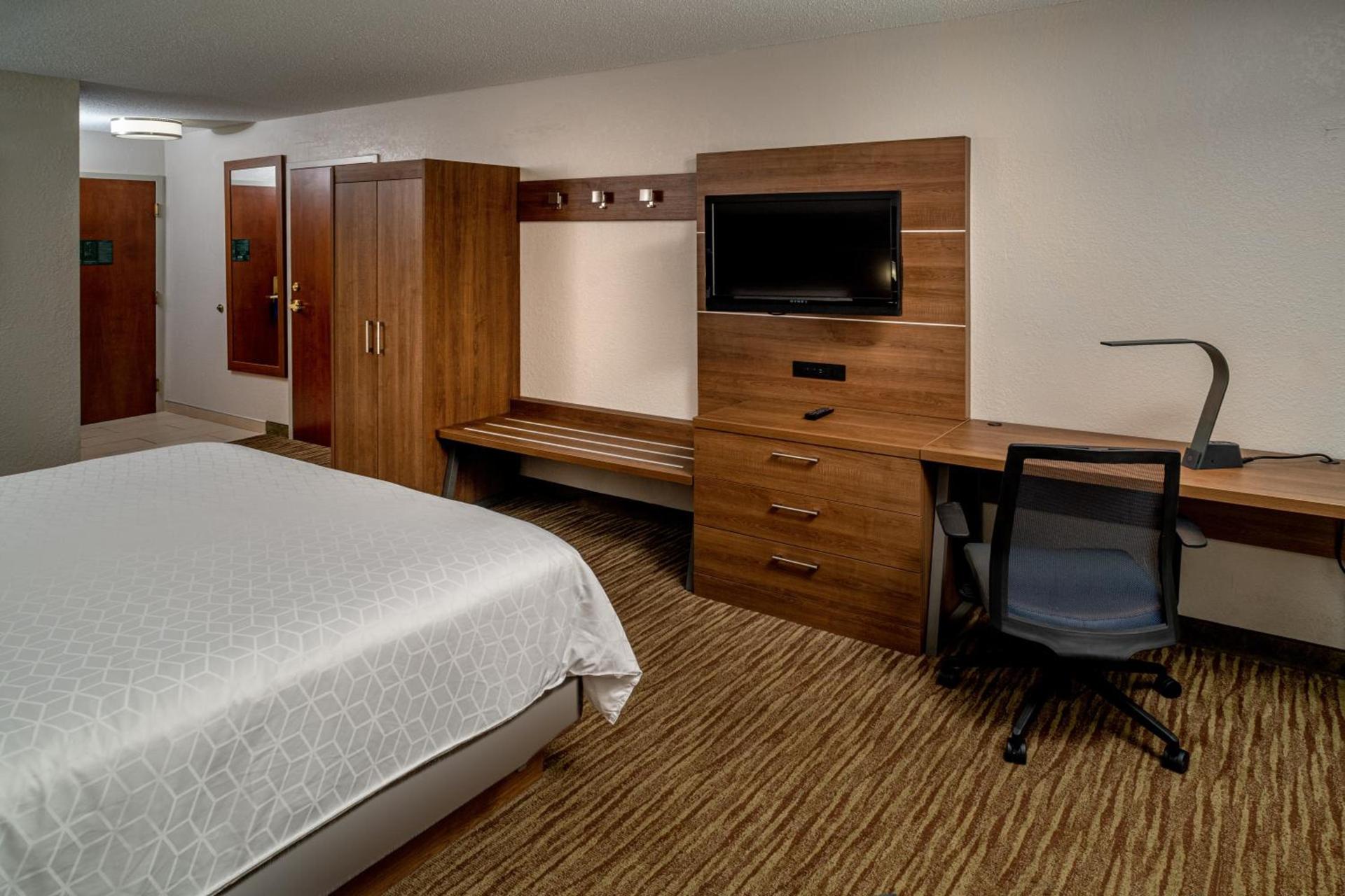 Holiday Inn Express and Suites Pikeville by IHG photo 31