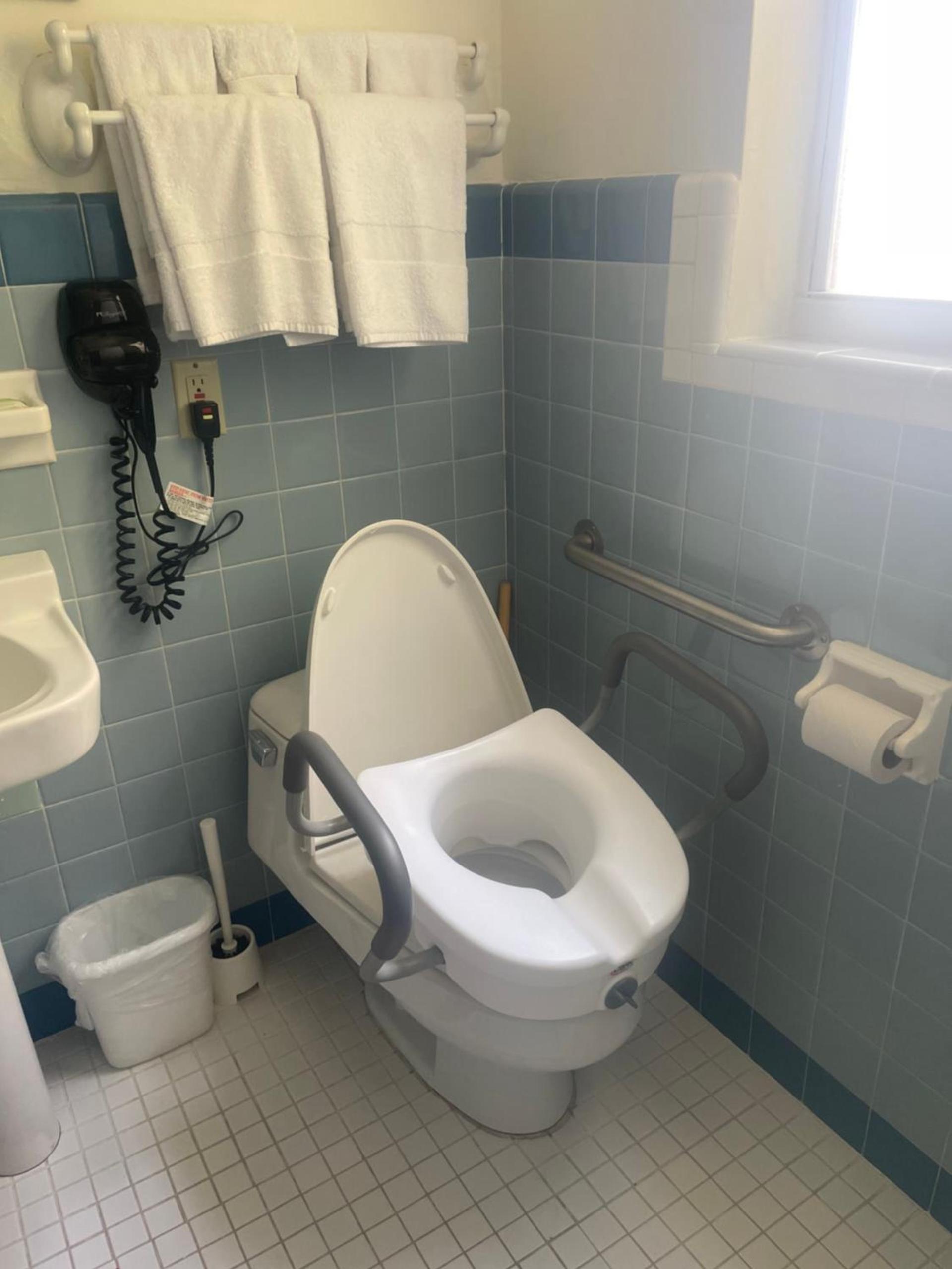 Ocean Inn photo 56