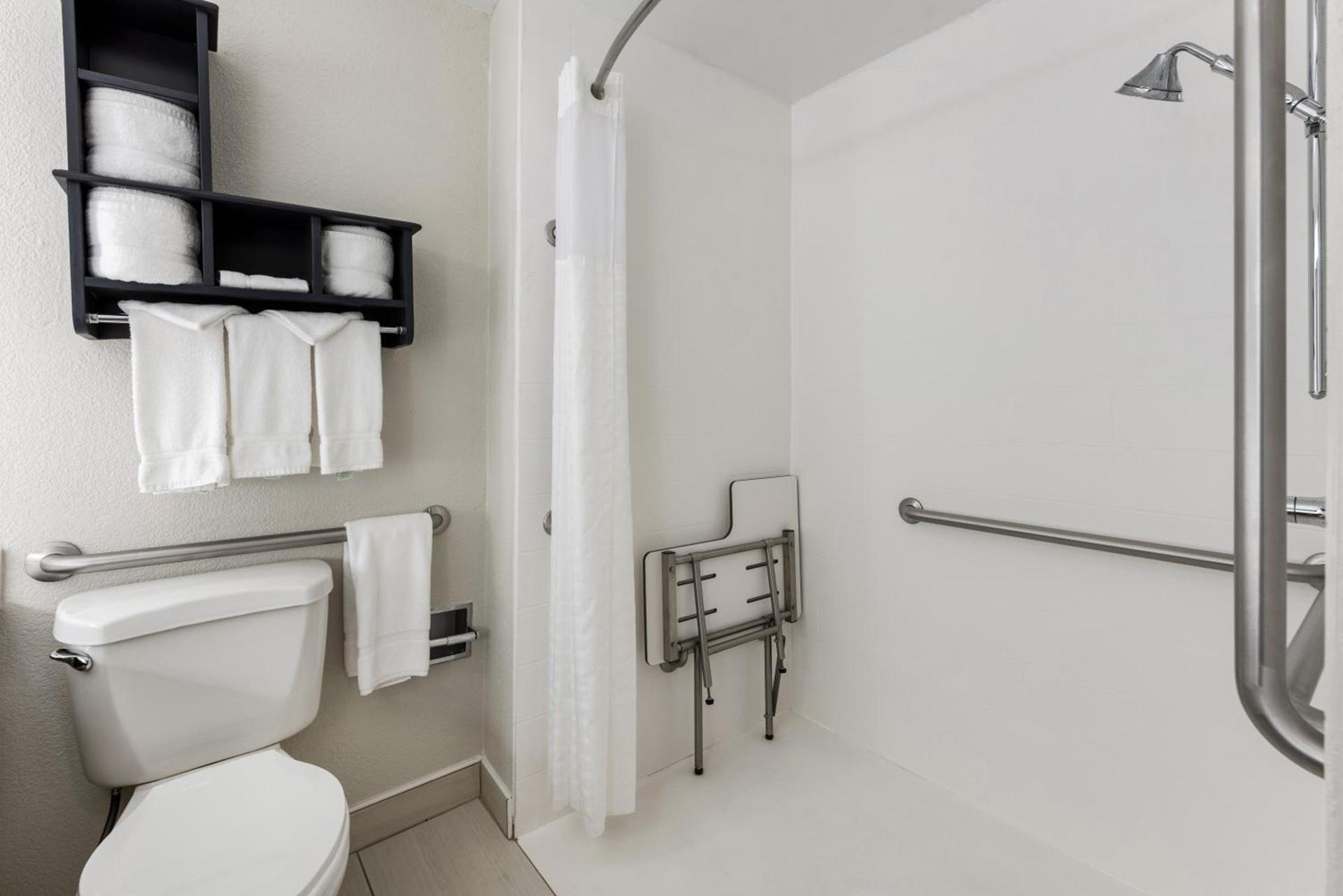 Holiday Inn Express - Columbus Downtown by IHG photo 41