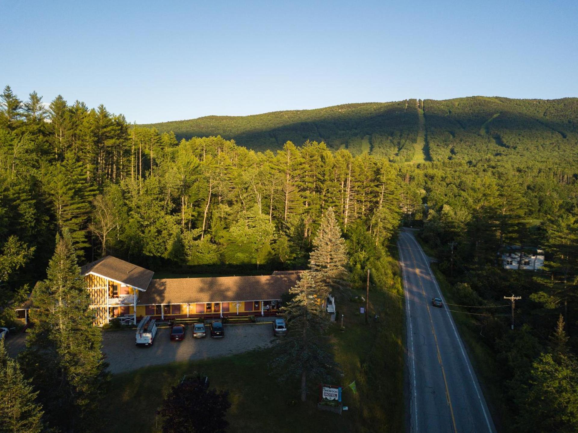 Snowdon Chalet Motel photo 16