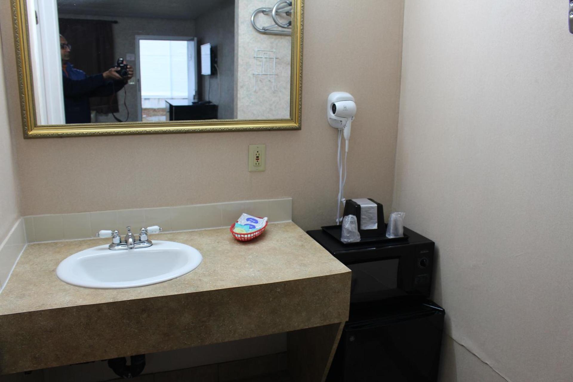 Budgetel Inn & Suites Atlantic City photo 4