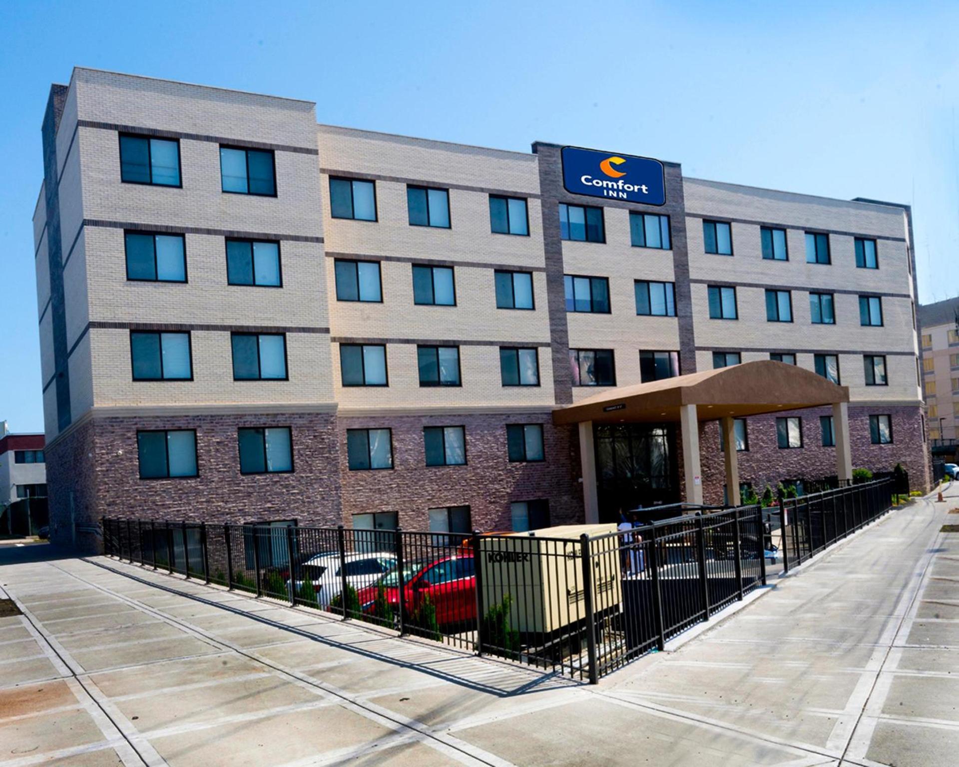 Comfort Inn JFK Airport photo 32