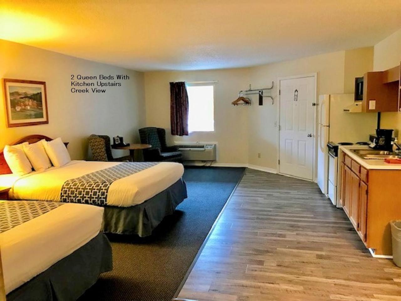 Four Seasons Inn photo 20